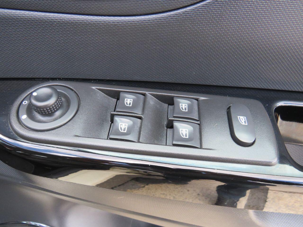 Renault Captur - Image 20