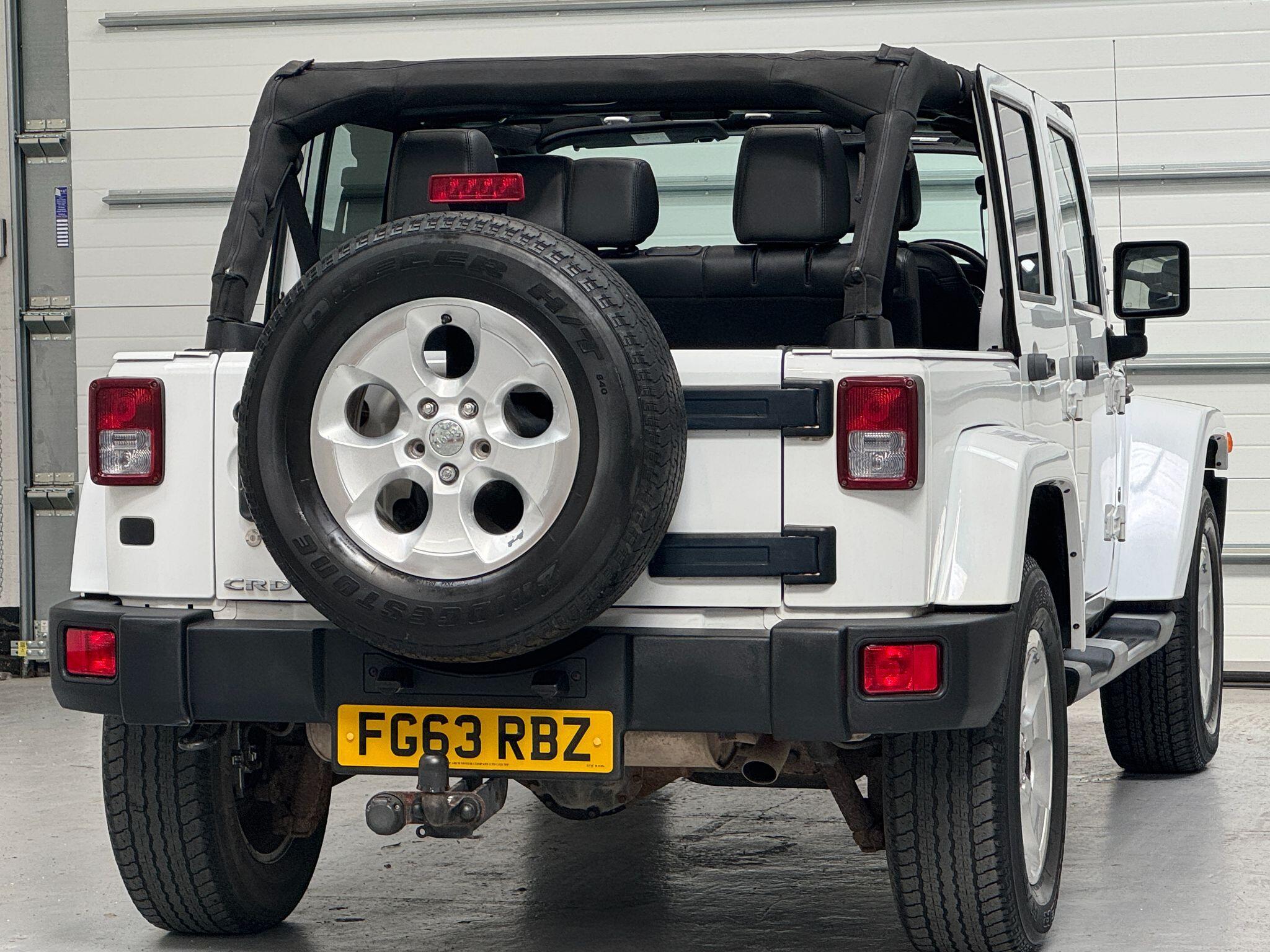 Jeep Wrangler - Image 18