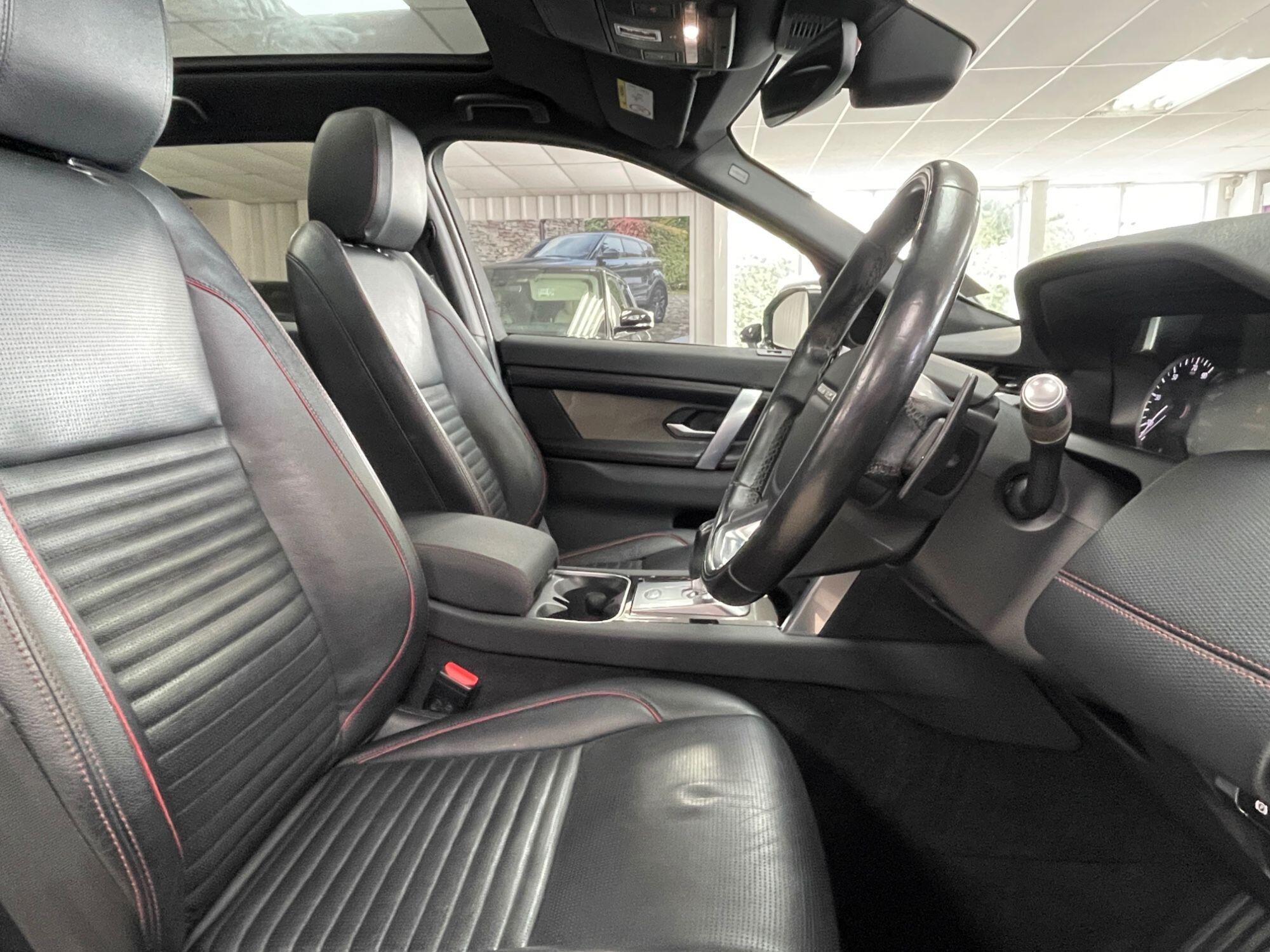 Land Rover DISCOVERY SPORT - Image 25