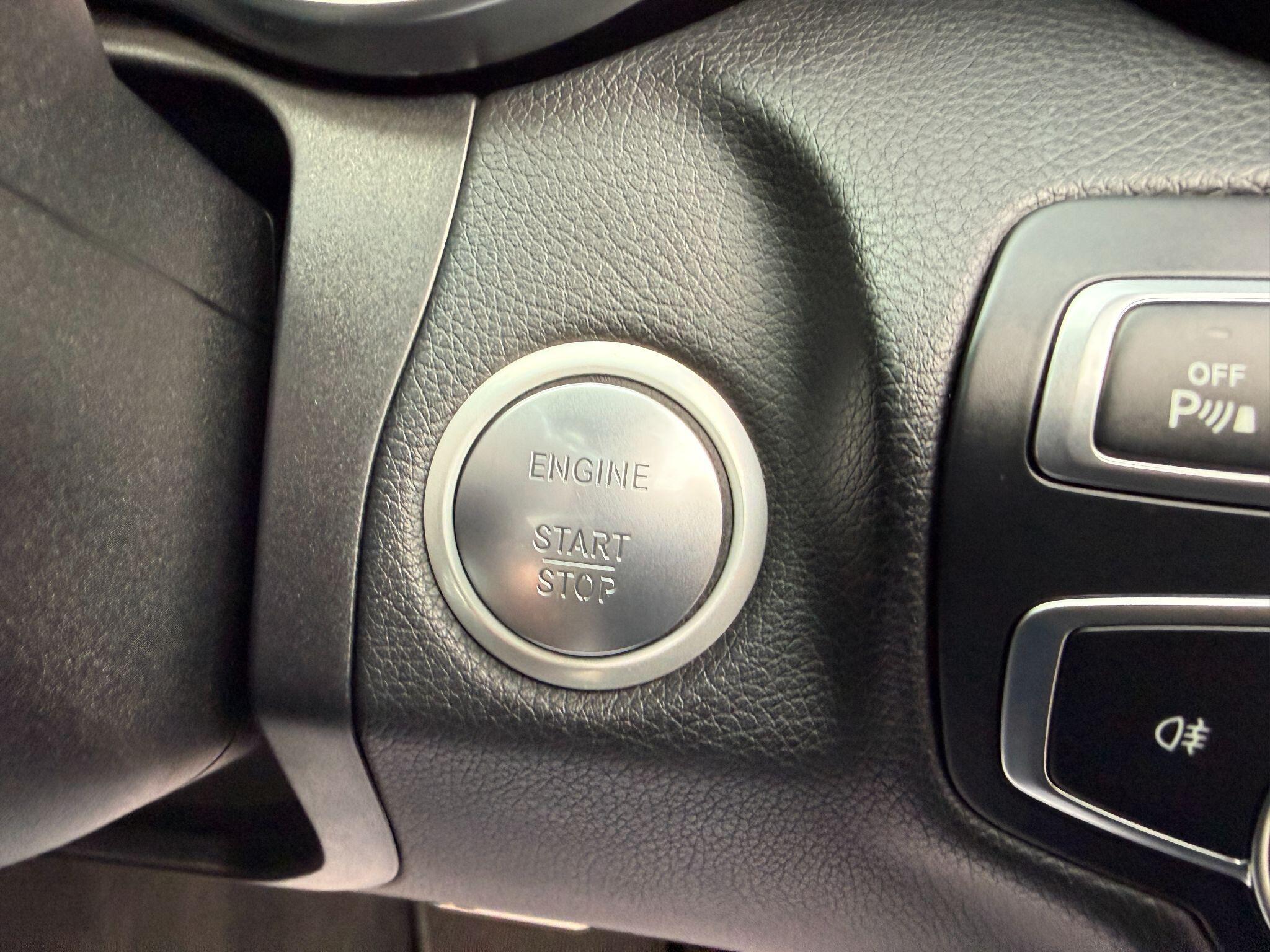 Mercedes C Class - Image 56