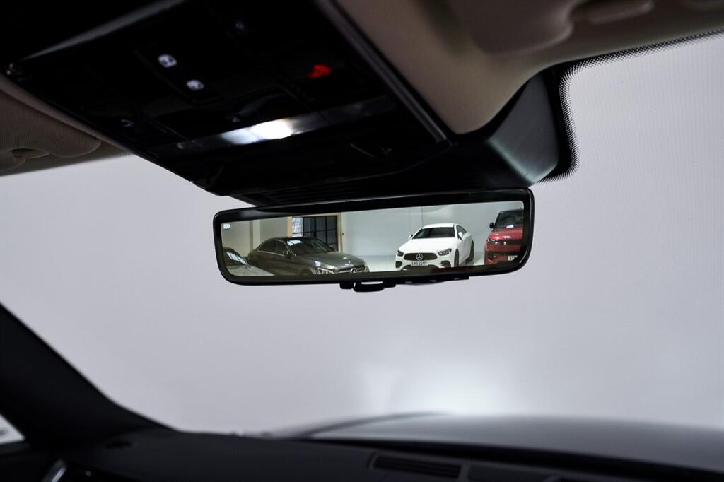 Land Rover Range Rover - Image 38