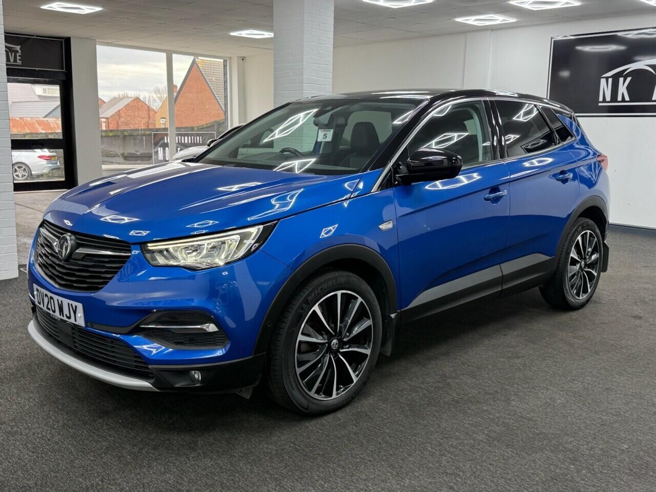 Vauxhall Grandland X - Image 10
