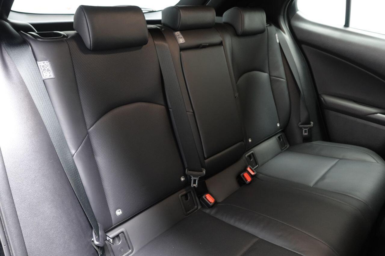 Lexus UX - Image 13