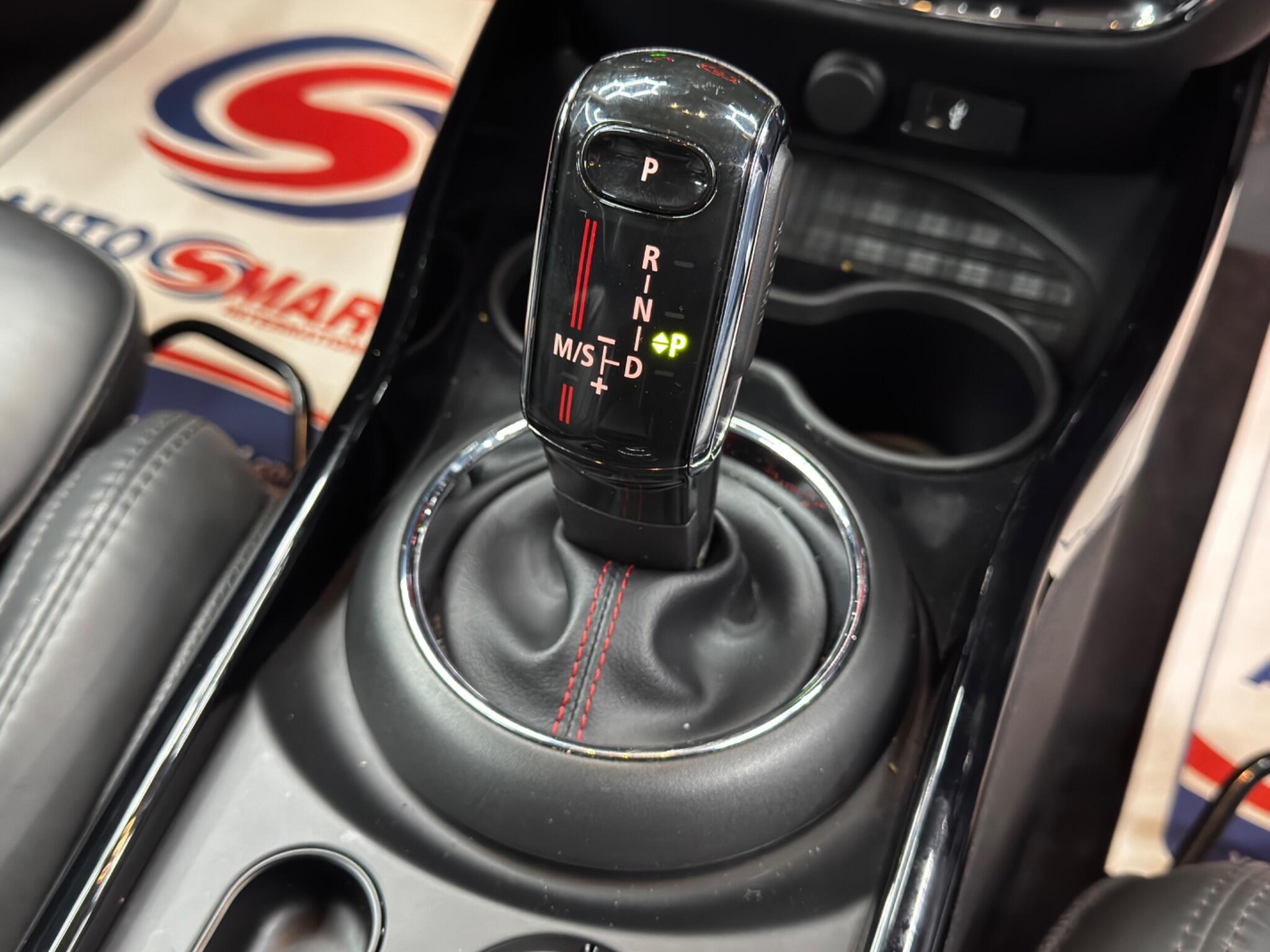 MINI Clubman - Image 25