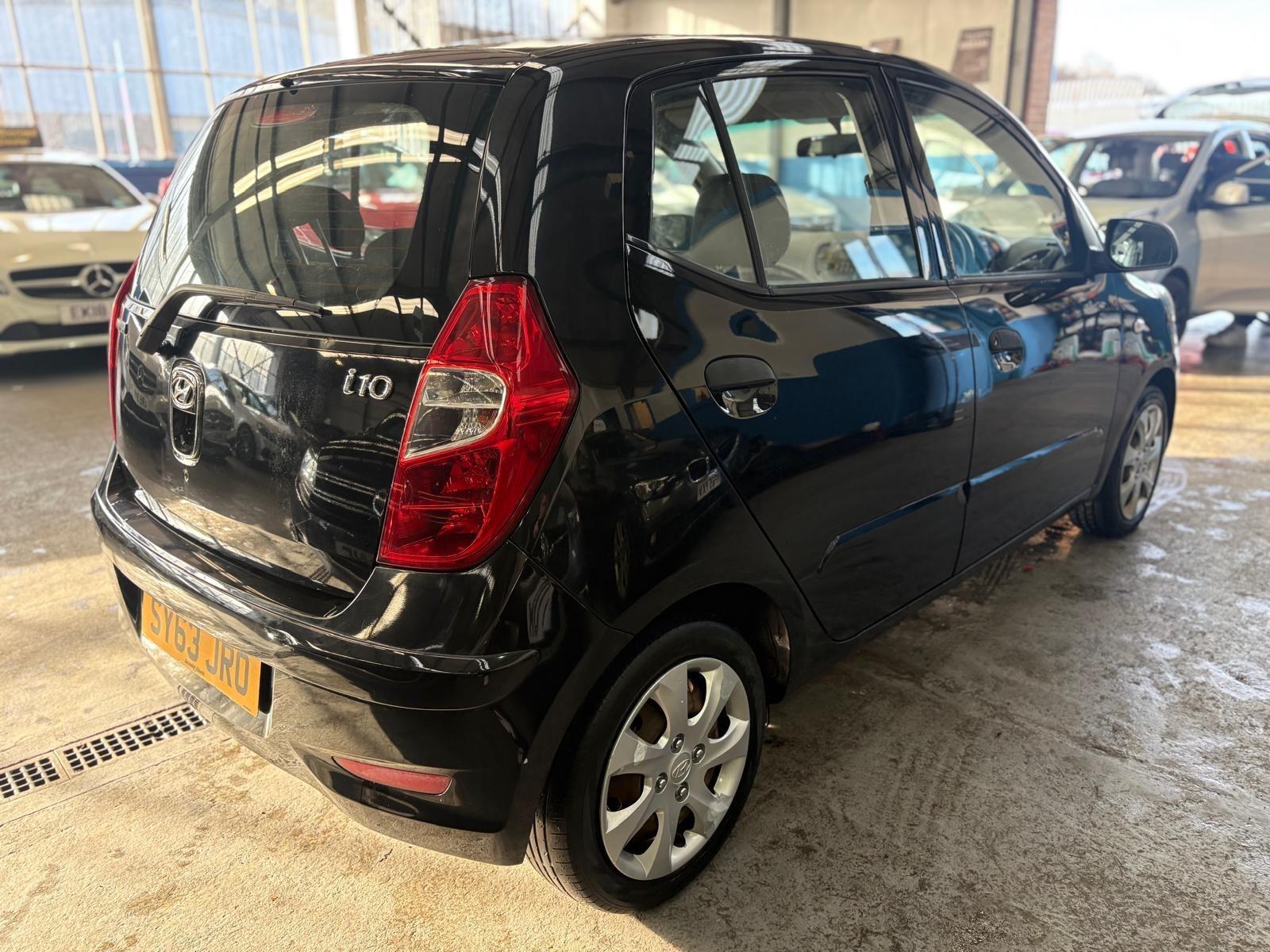 Hyundai i10 - Image 10