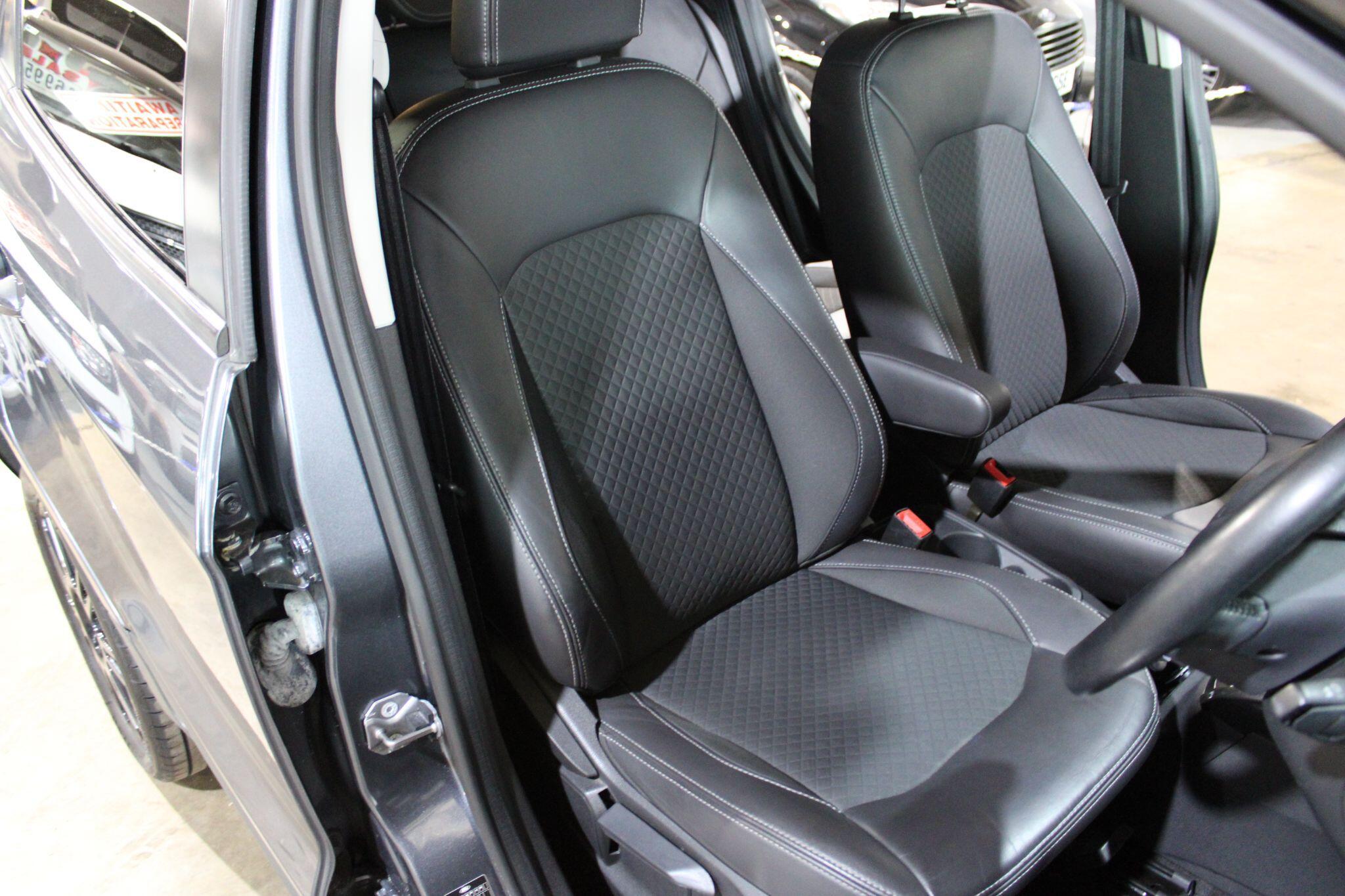 Ford Ecosport - Image 2