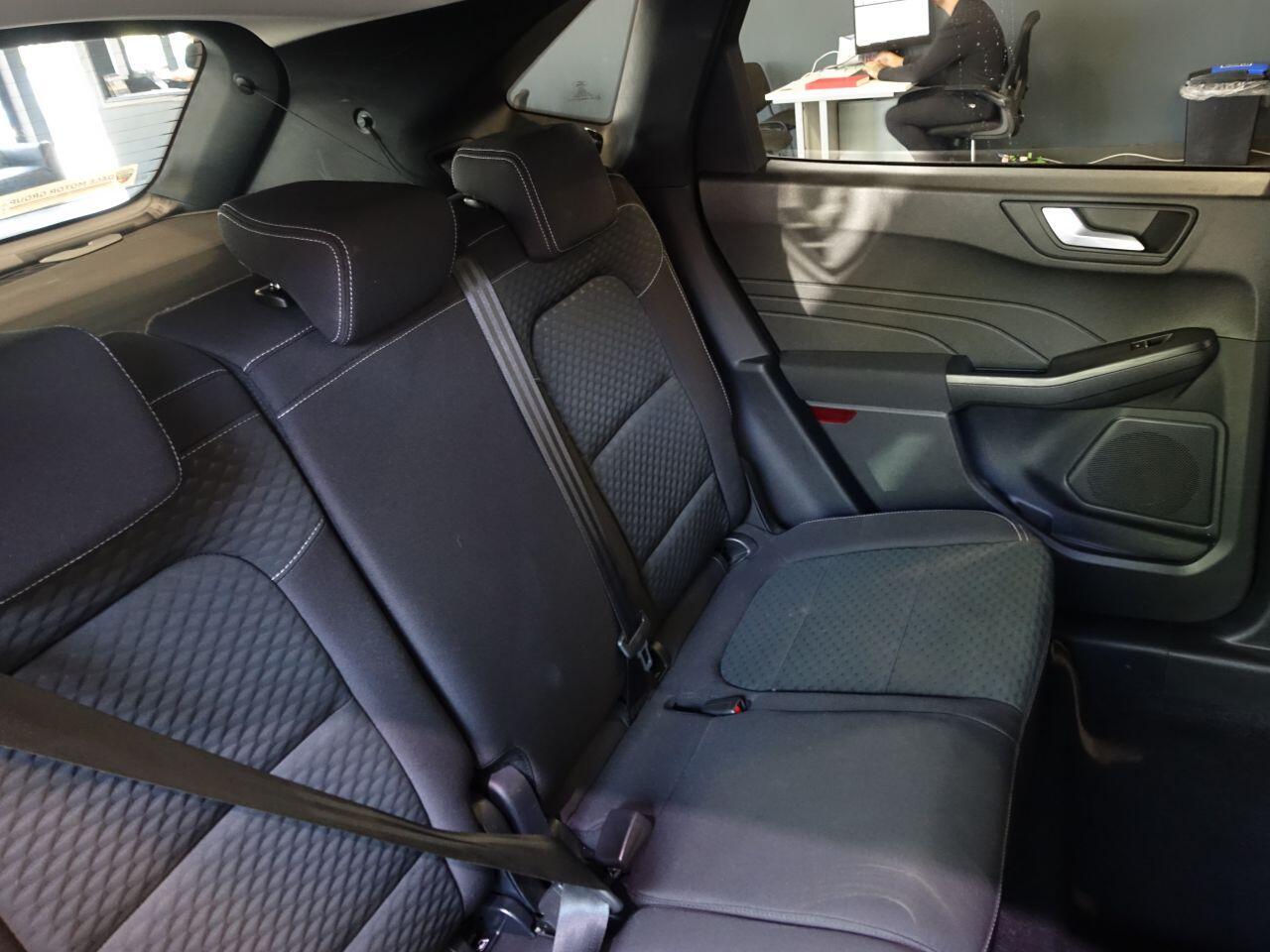 Ford Kuga - Image 14
