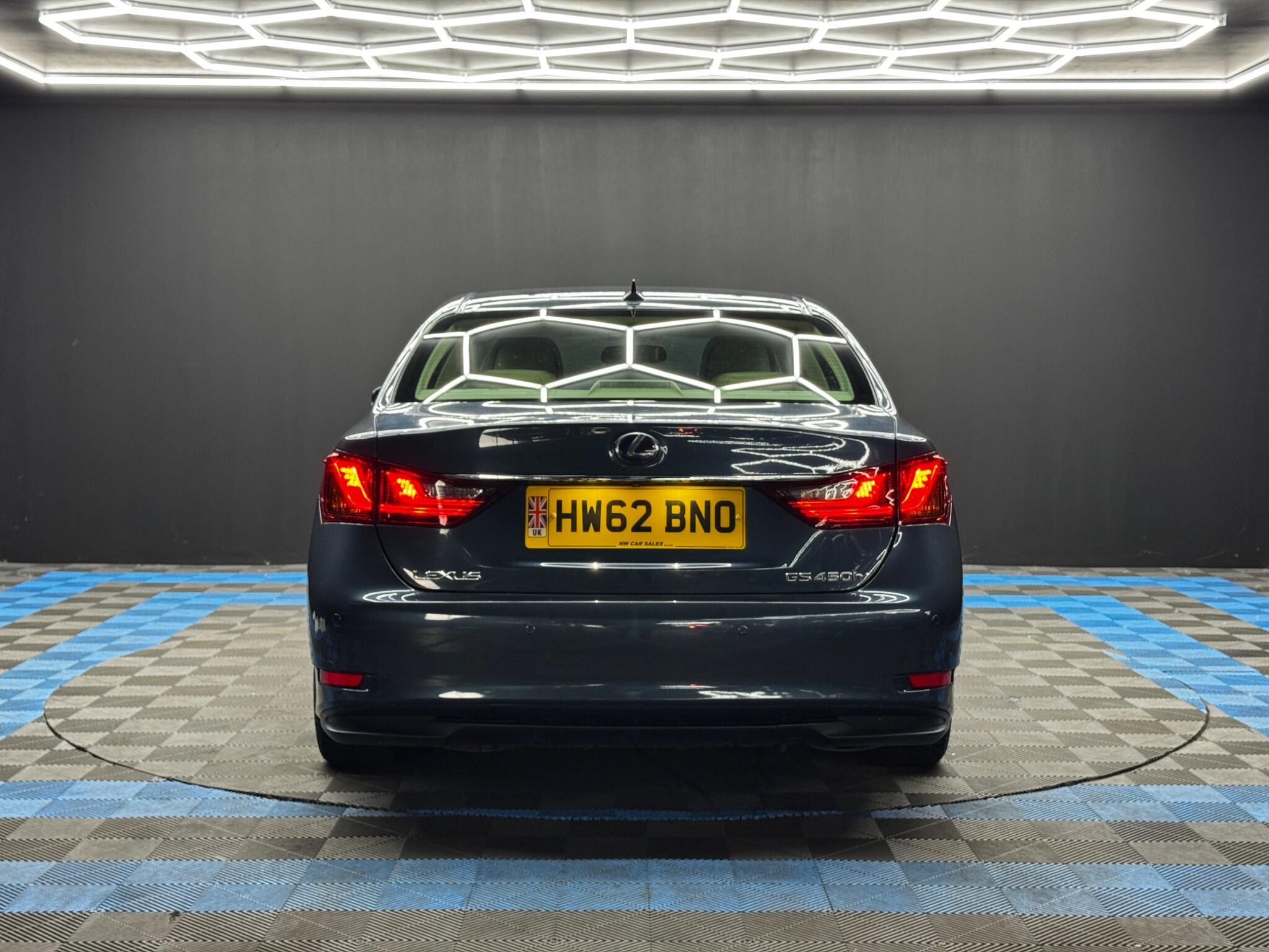Lexus GS - Image 6