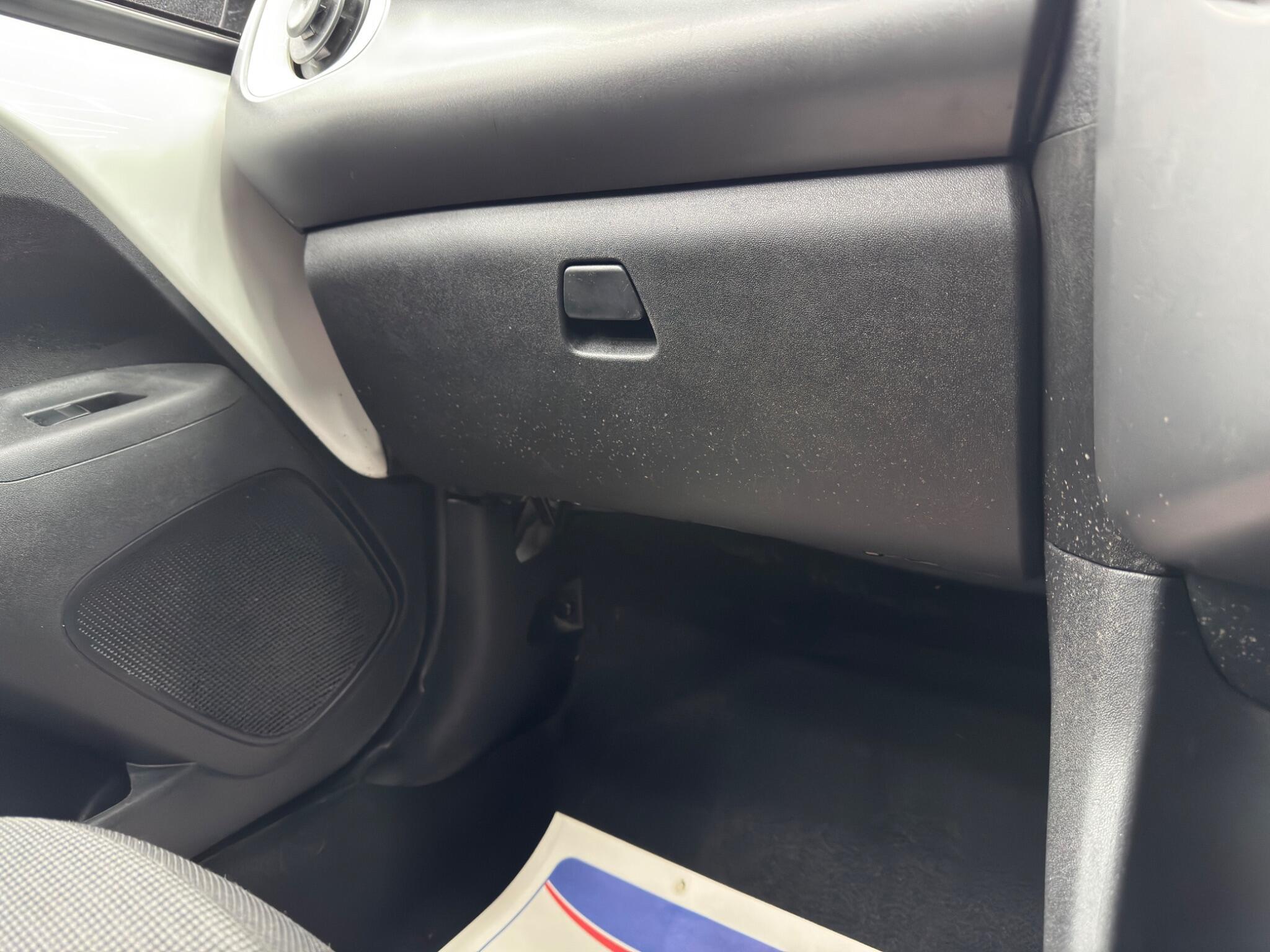 Toyota Aygo - Image 33