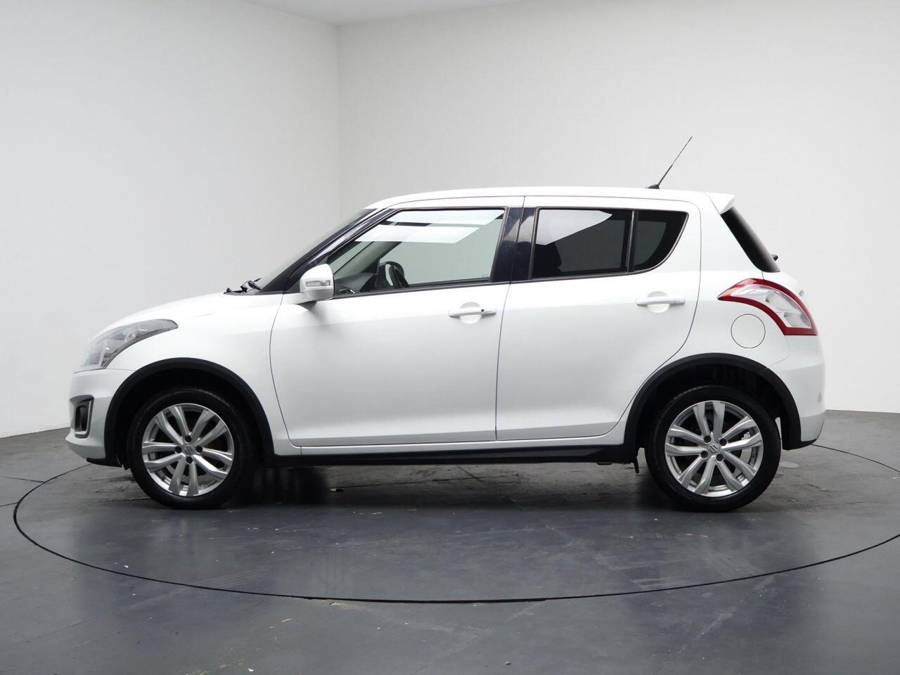 Suzuki Swift - Image 8