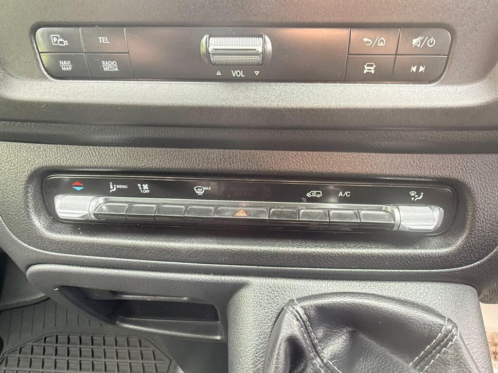 Mercedes Vito - Image 26