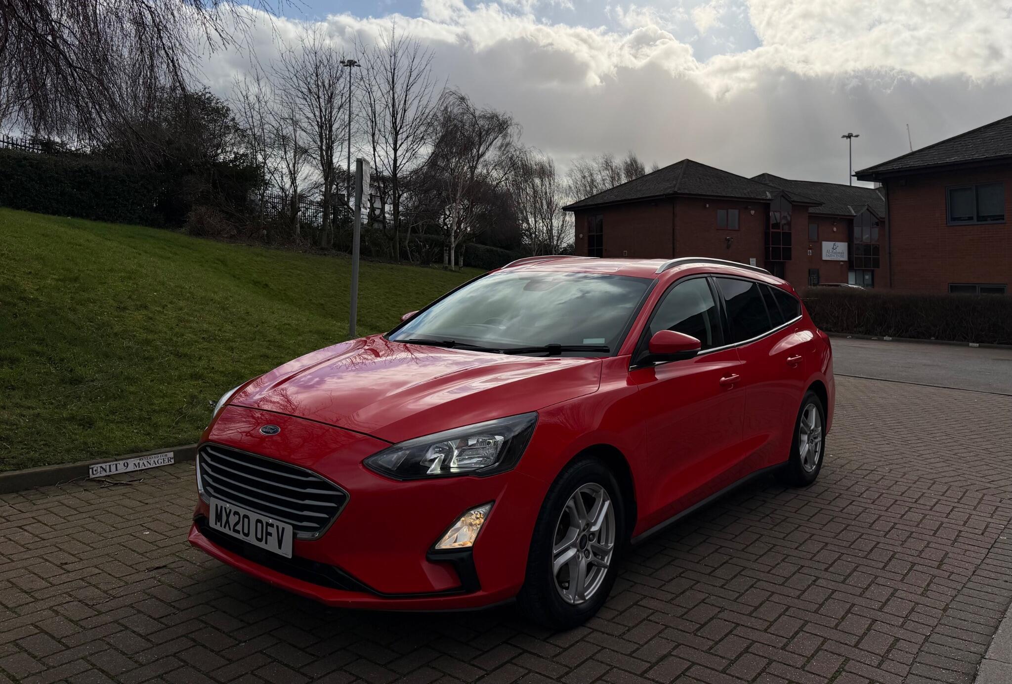 Ford Focus - Image 13