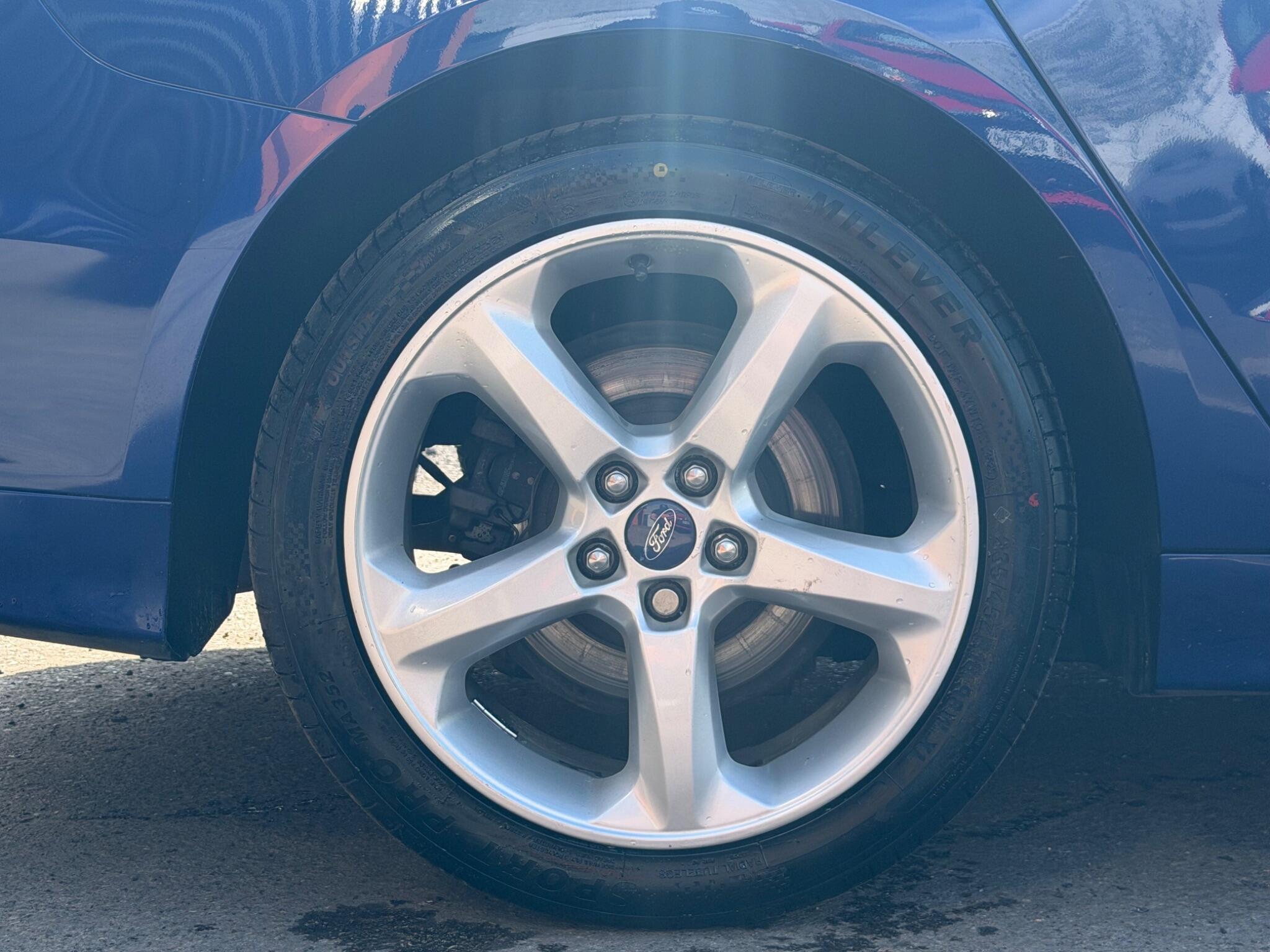 Ford Mondeo - Image 20