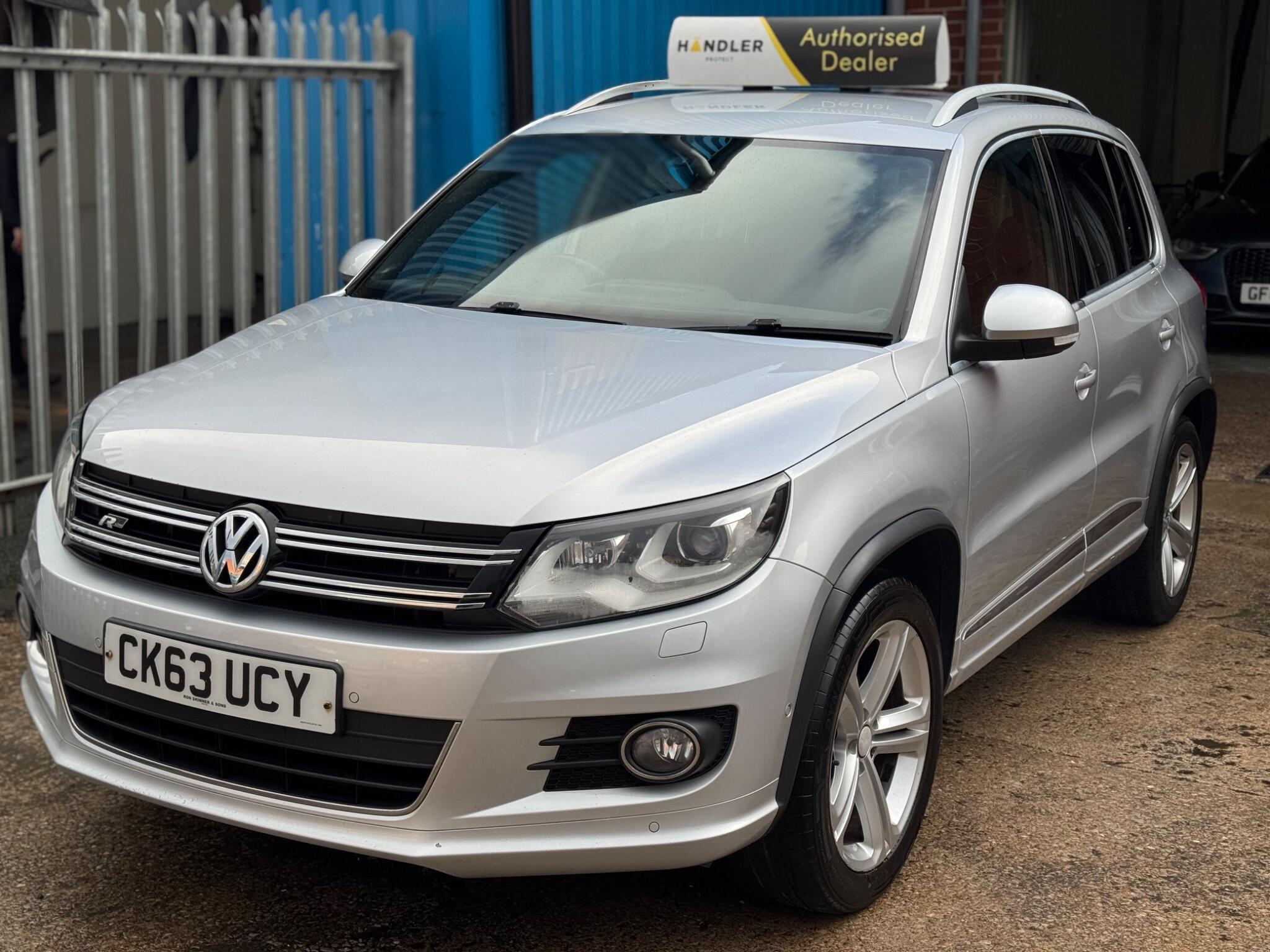 Volkswagen Tiguan - Image 10
