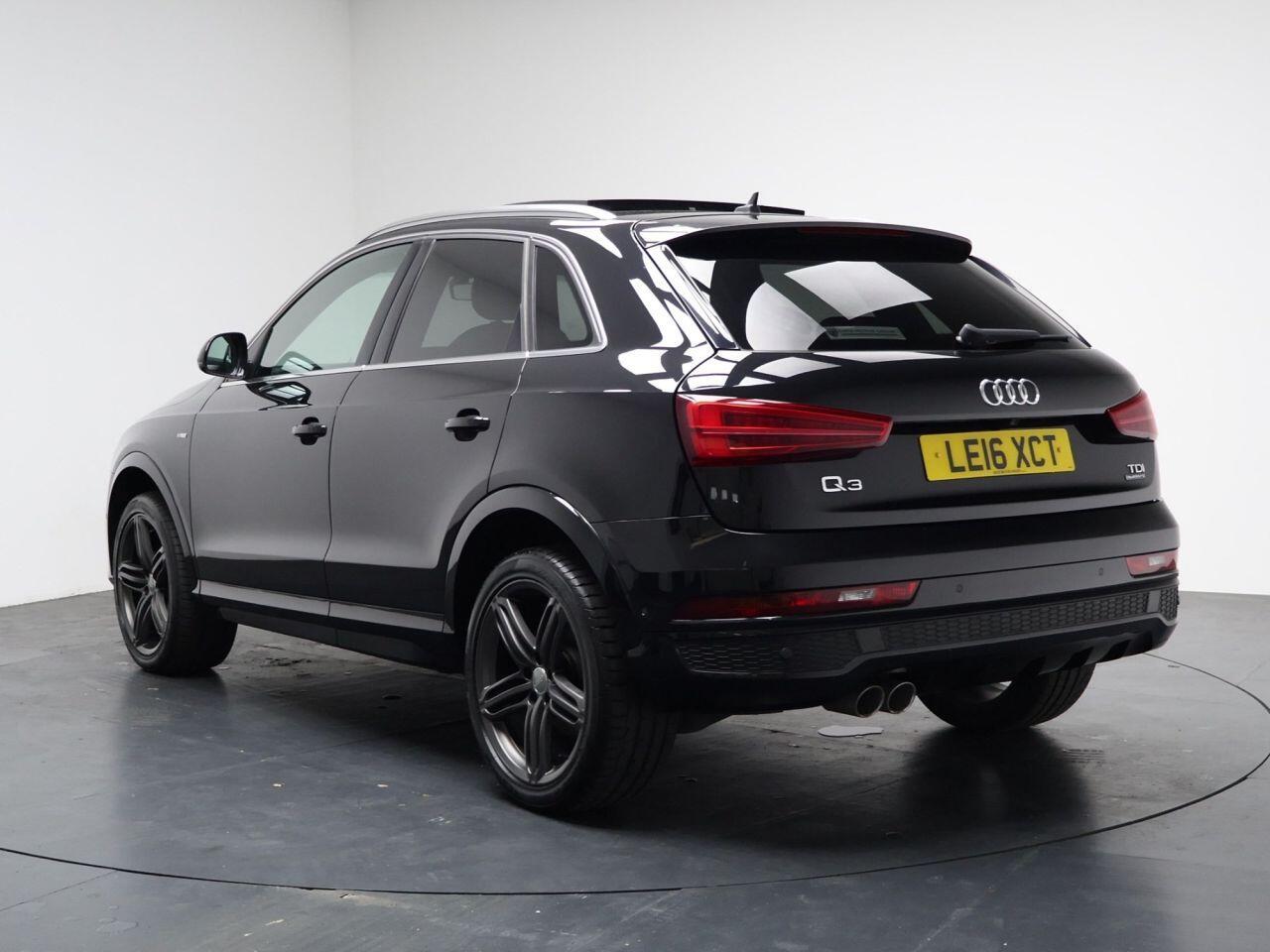 Audi Q3 - Image 7
