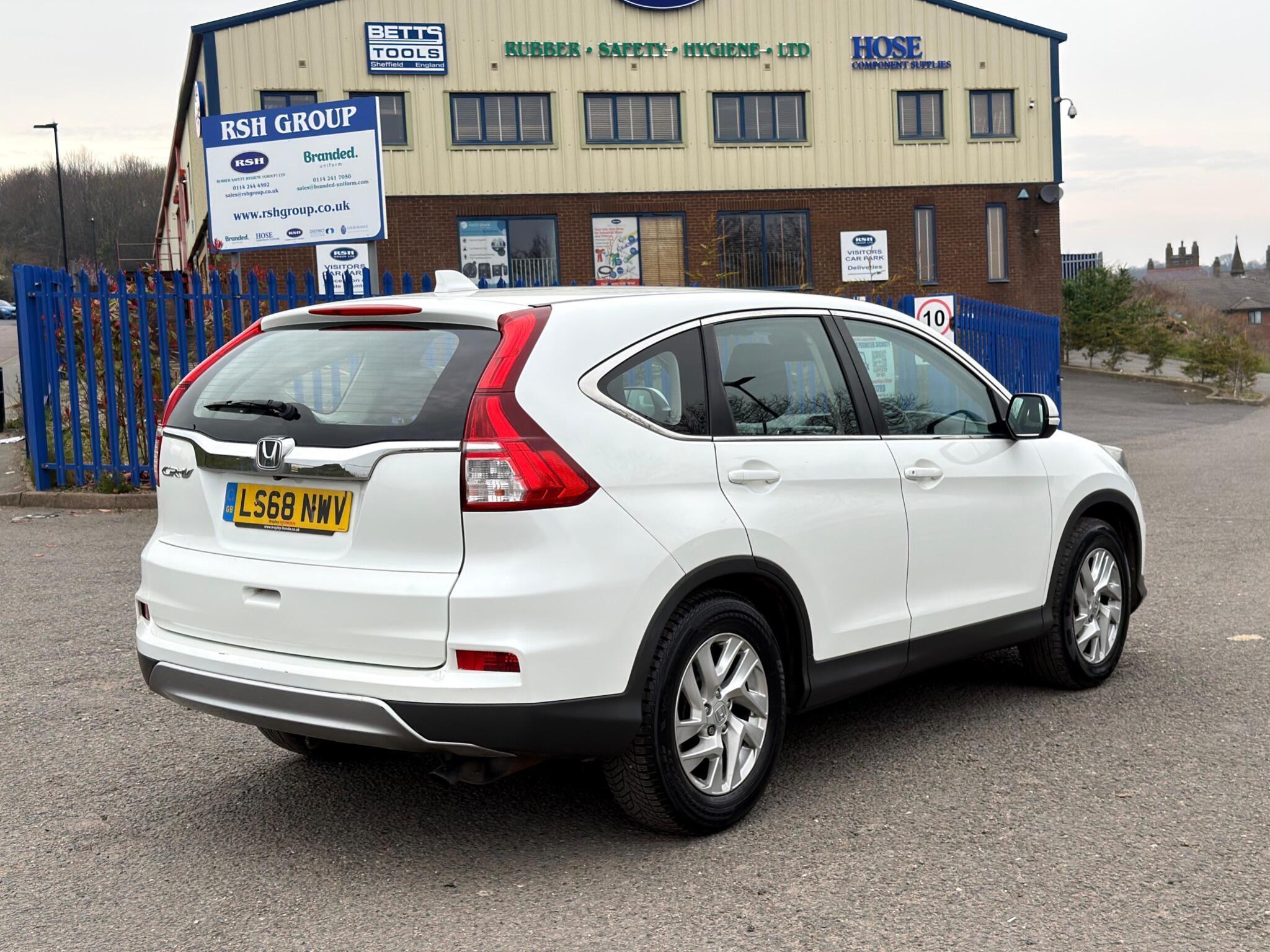 Honda CR-V - Image 16