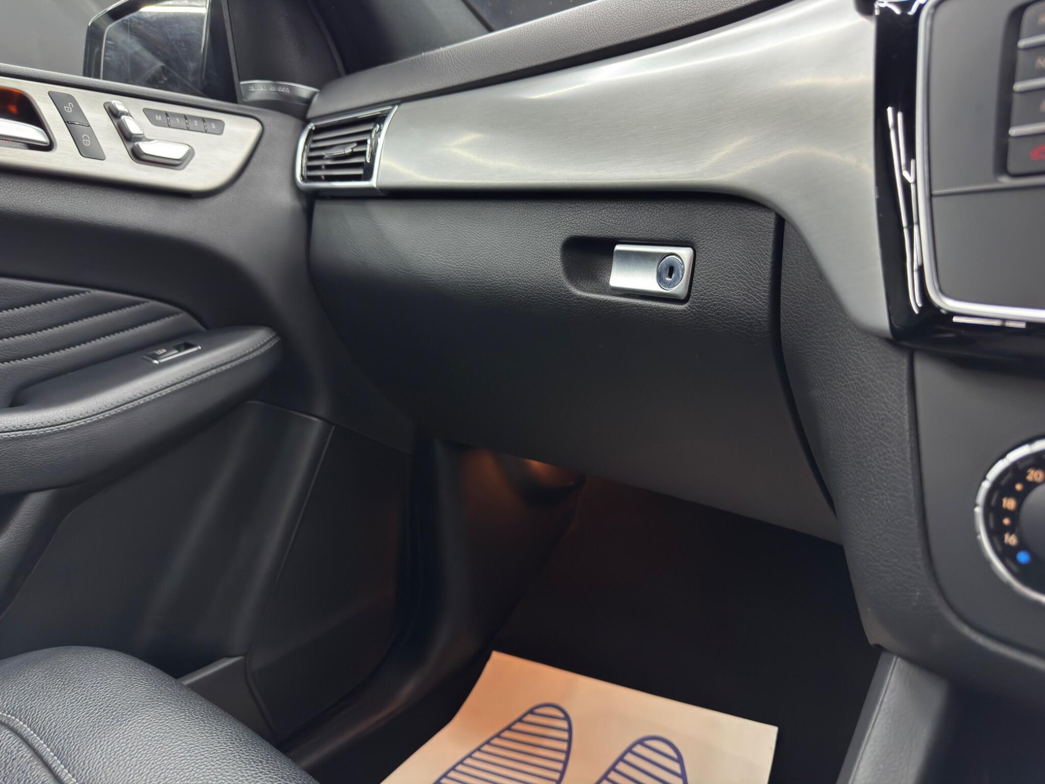 Mercedes GLE - Image 40