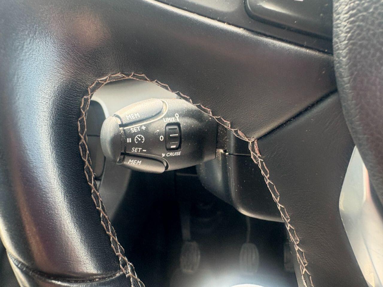 Peugeot Traveller - Image 18