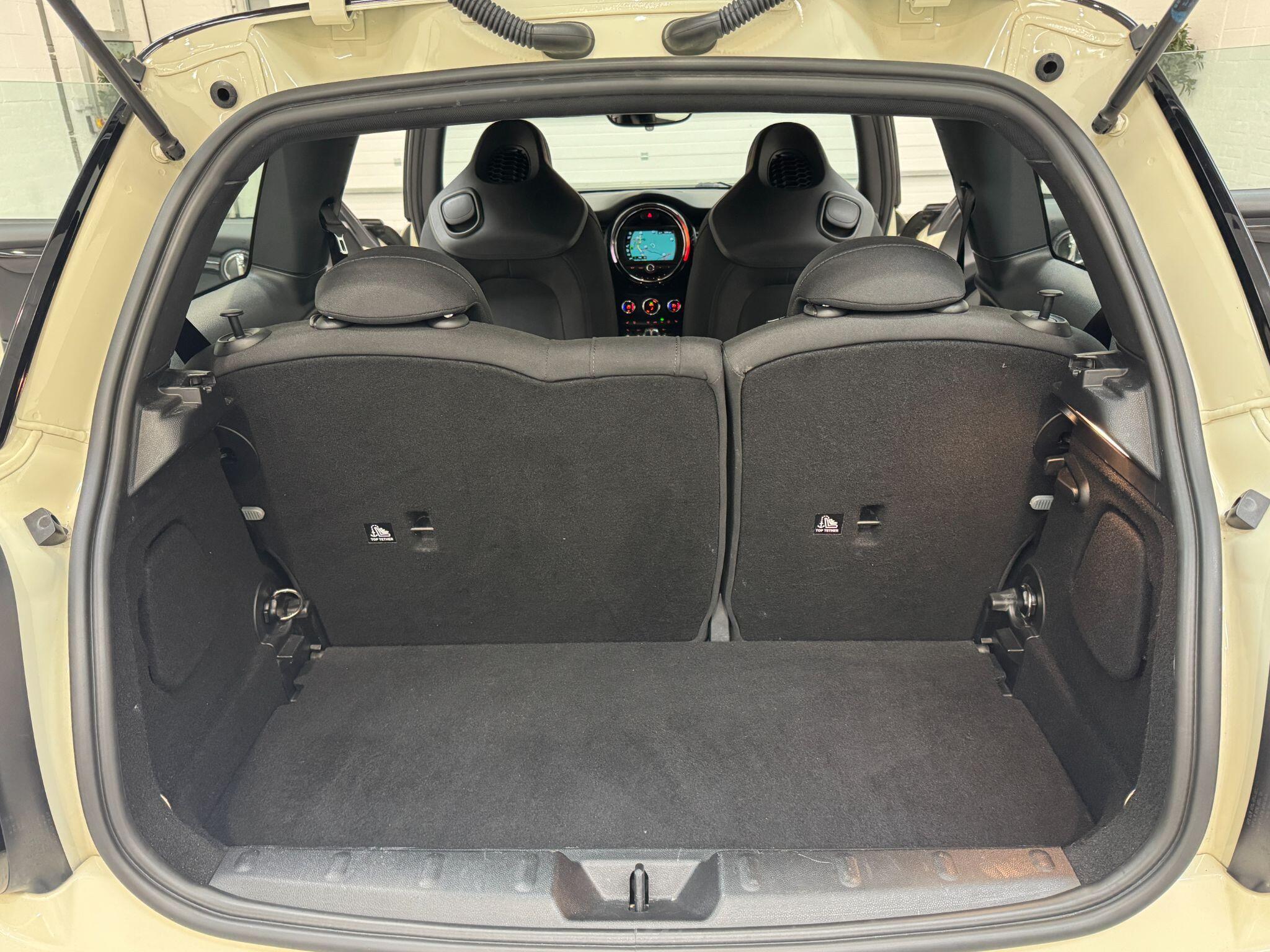 MINI Hatch - Image 75
