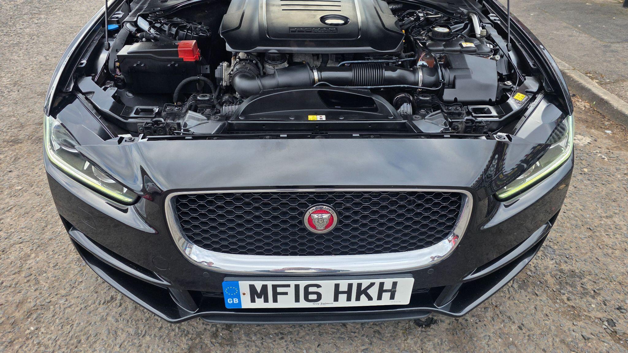 Jaguar XE - Image 63