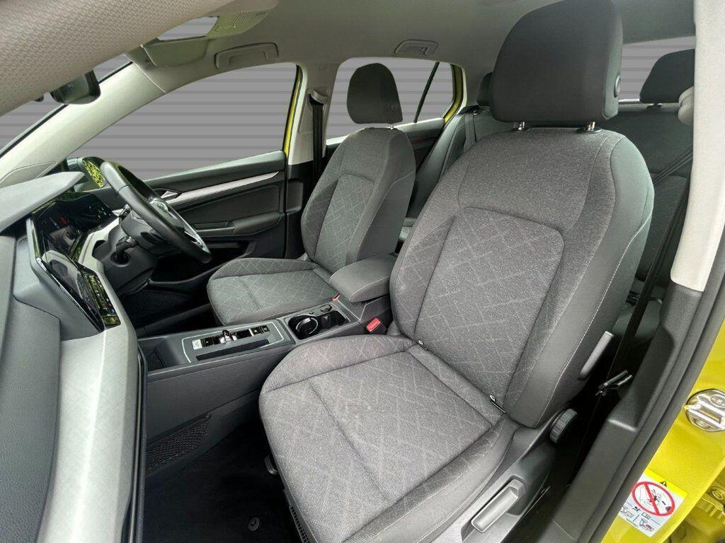 Volkswagen Golf - Image 15