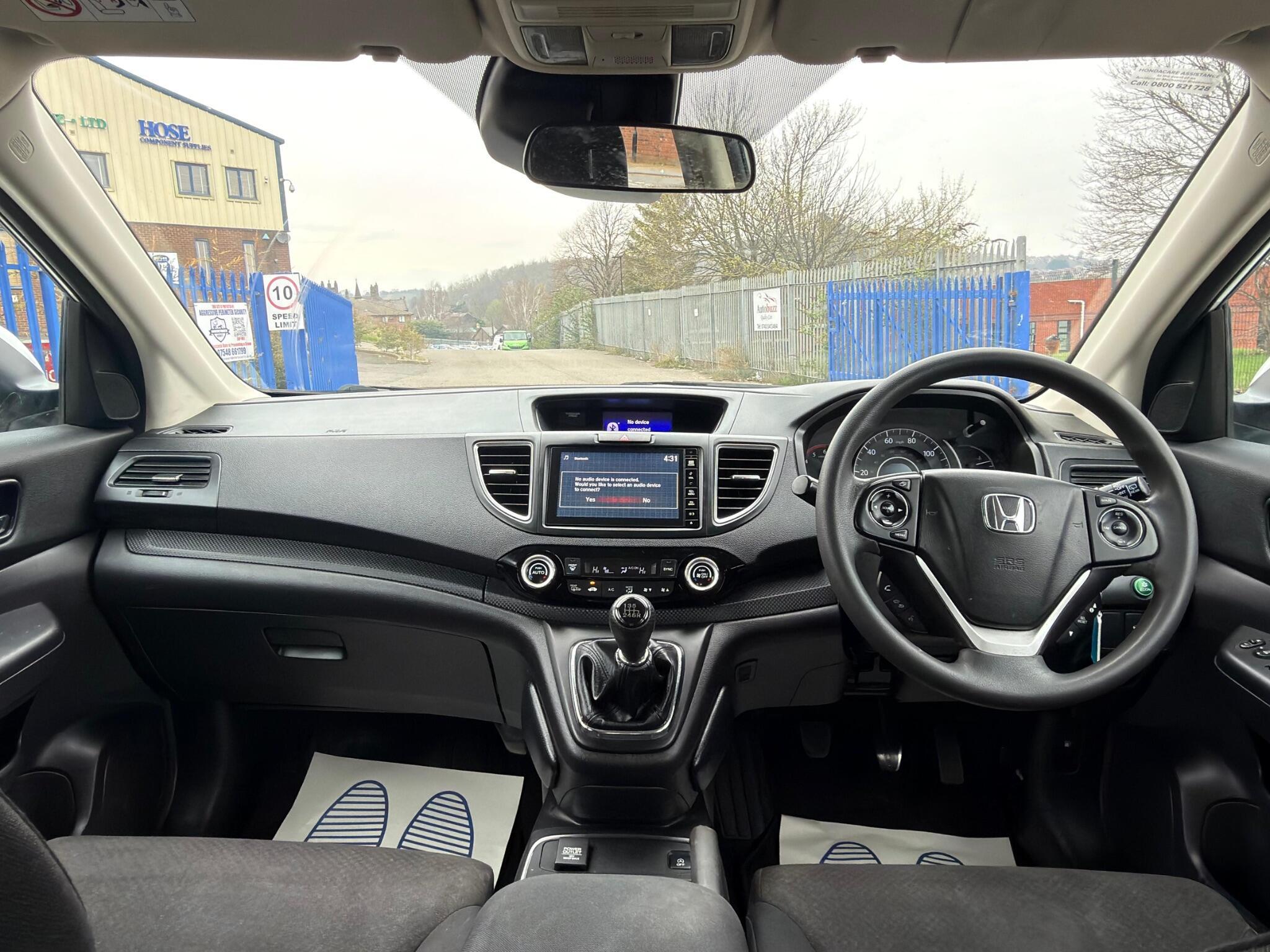 Honda CR-V - Image 18