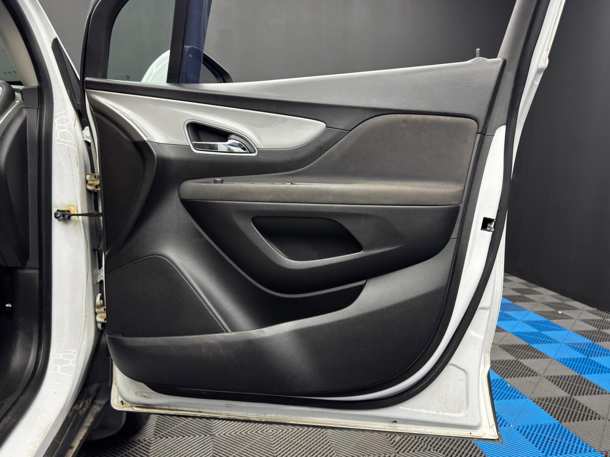 Vauxhall Mokka - Image 33