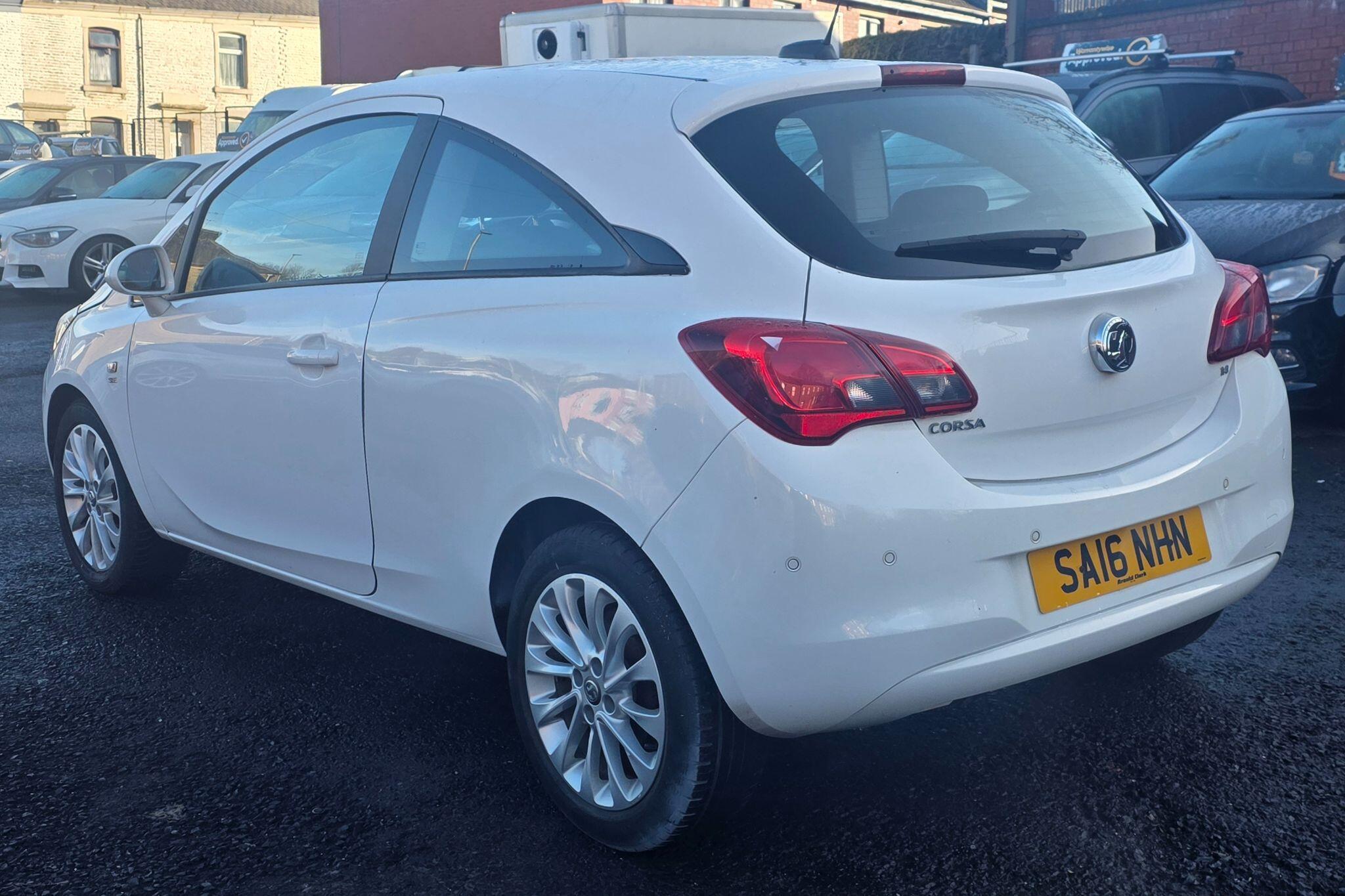 Vauxhall Corsa - Image 5