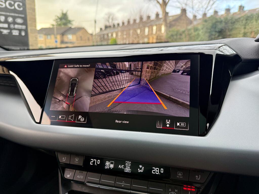 Audi E-Tron GT - Image 34