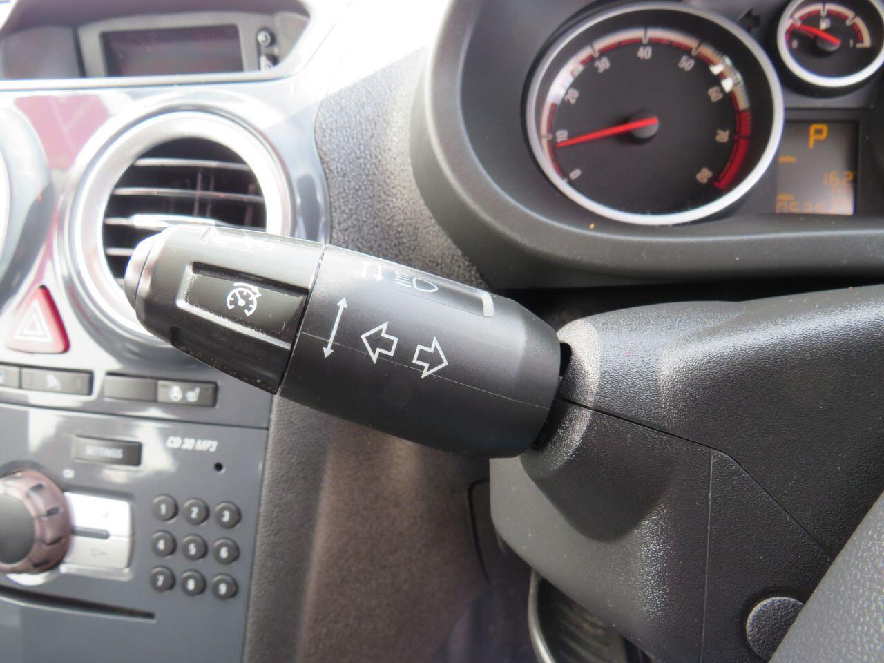 Vauxhall Corsa - Image 18