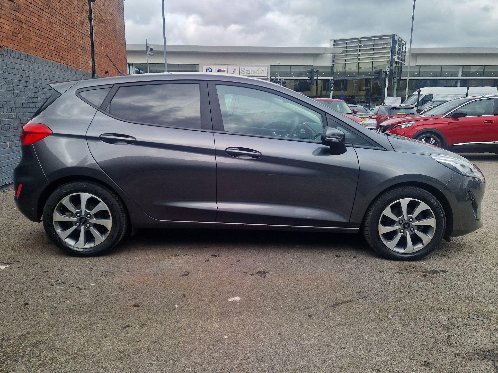 Ford Fiesta - Image 7
