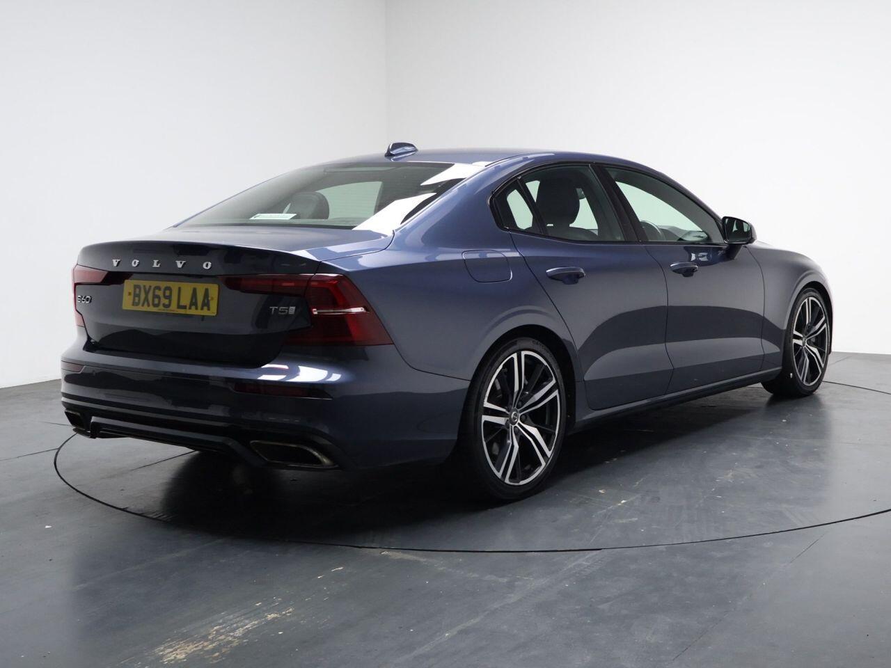 Volvo S60 - Image 12