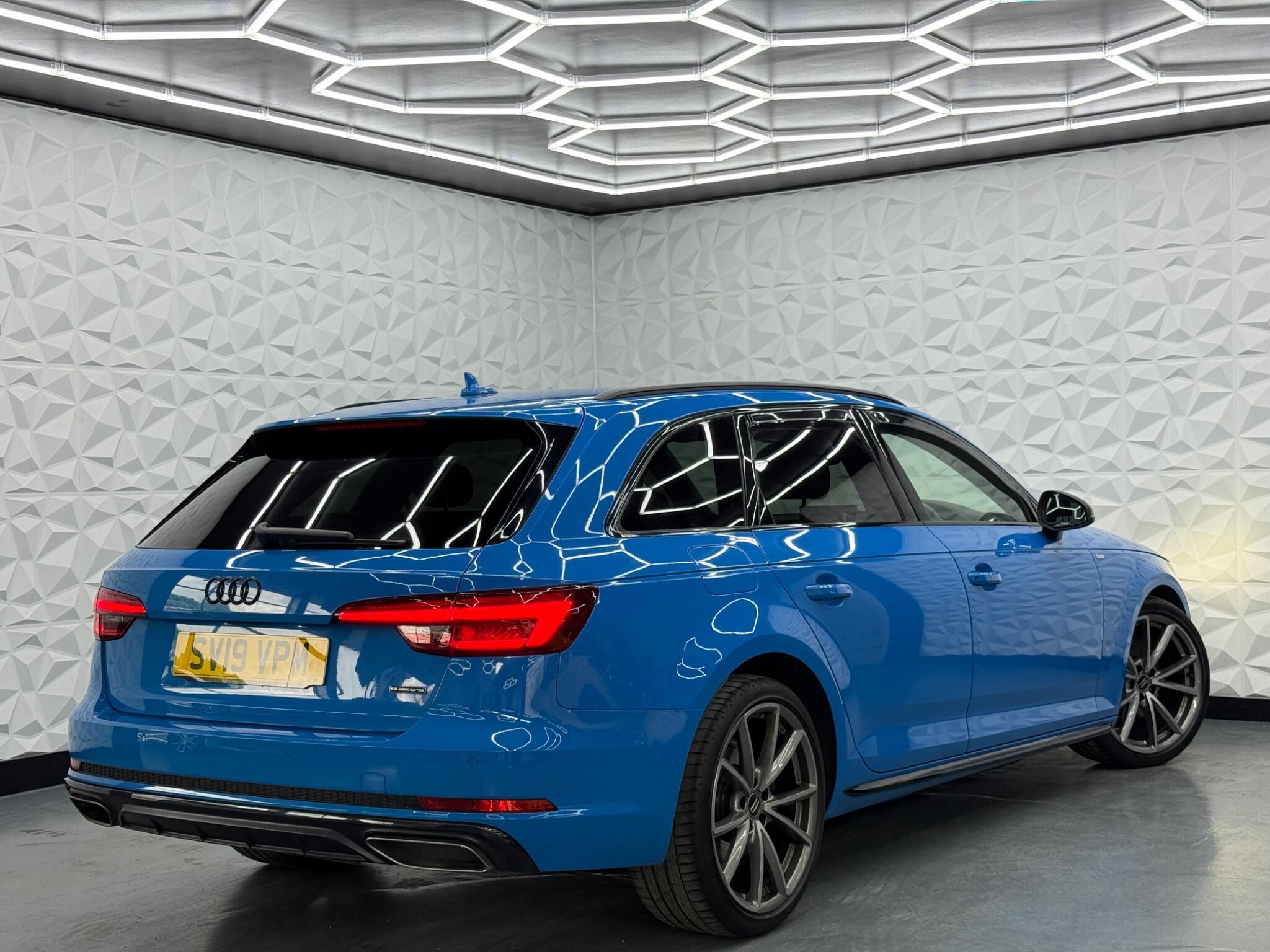 Audi A4 Avant - Image 64