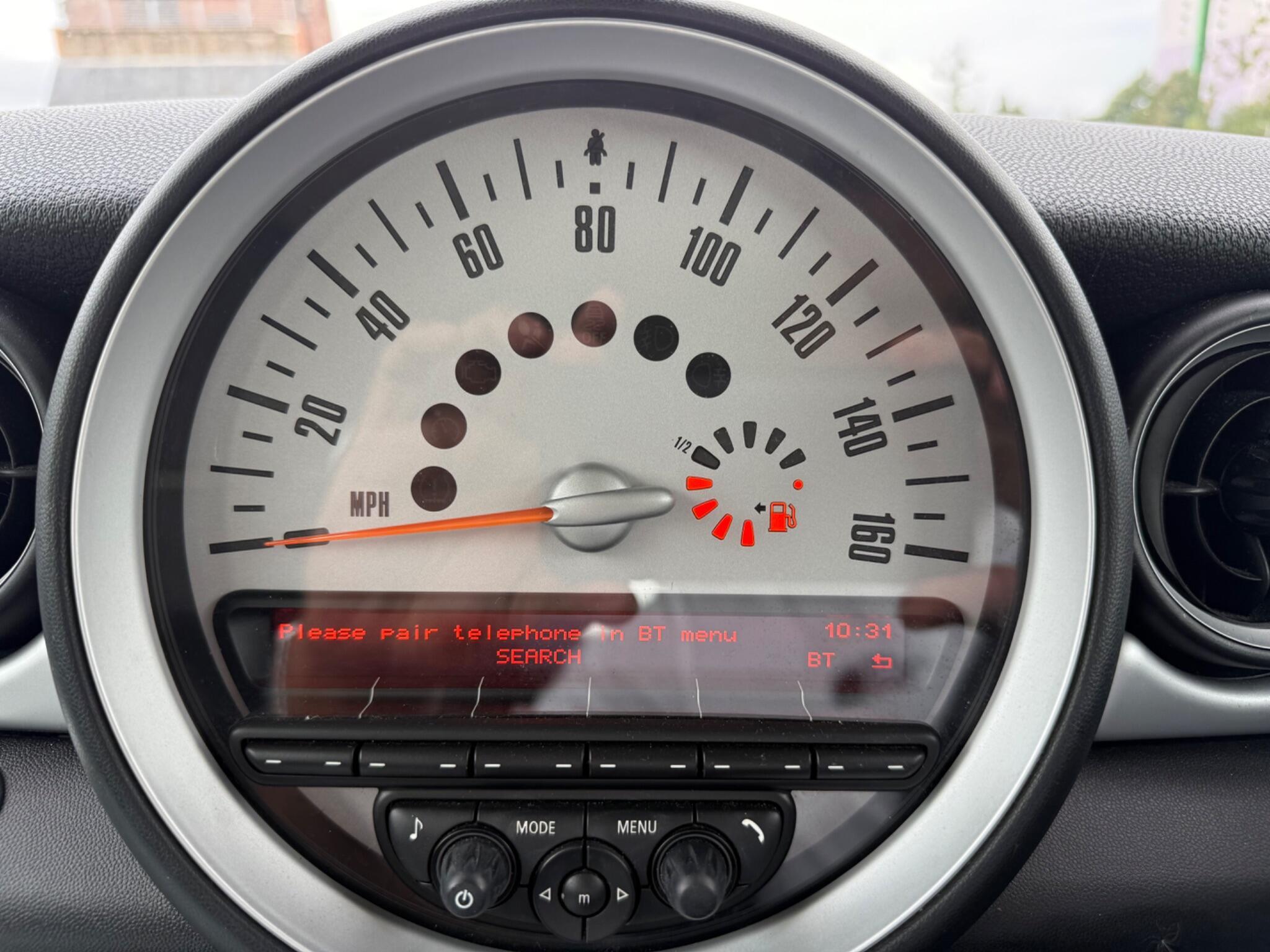 MINI Hatch - Image 13