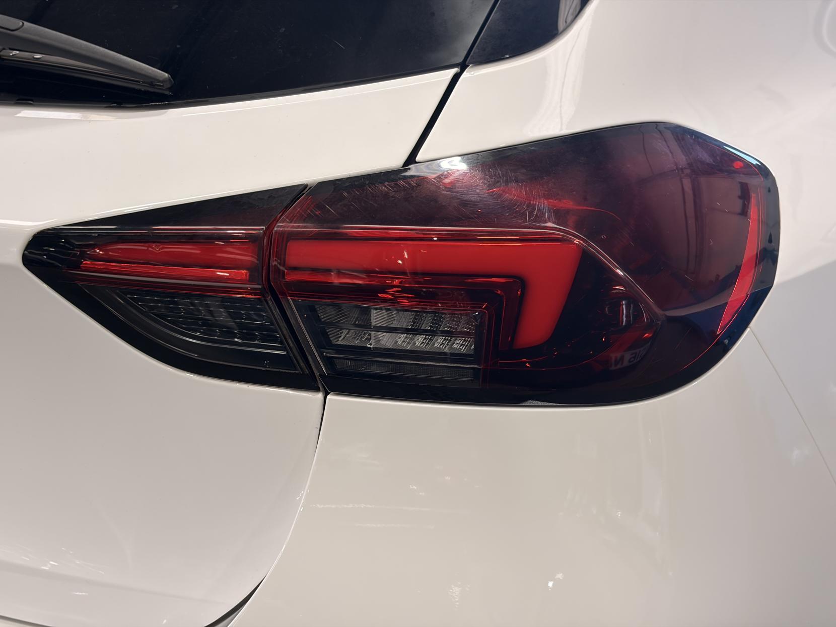 Vauxhall Corsa - Image 11
