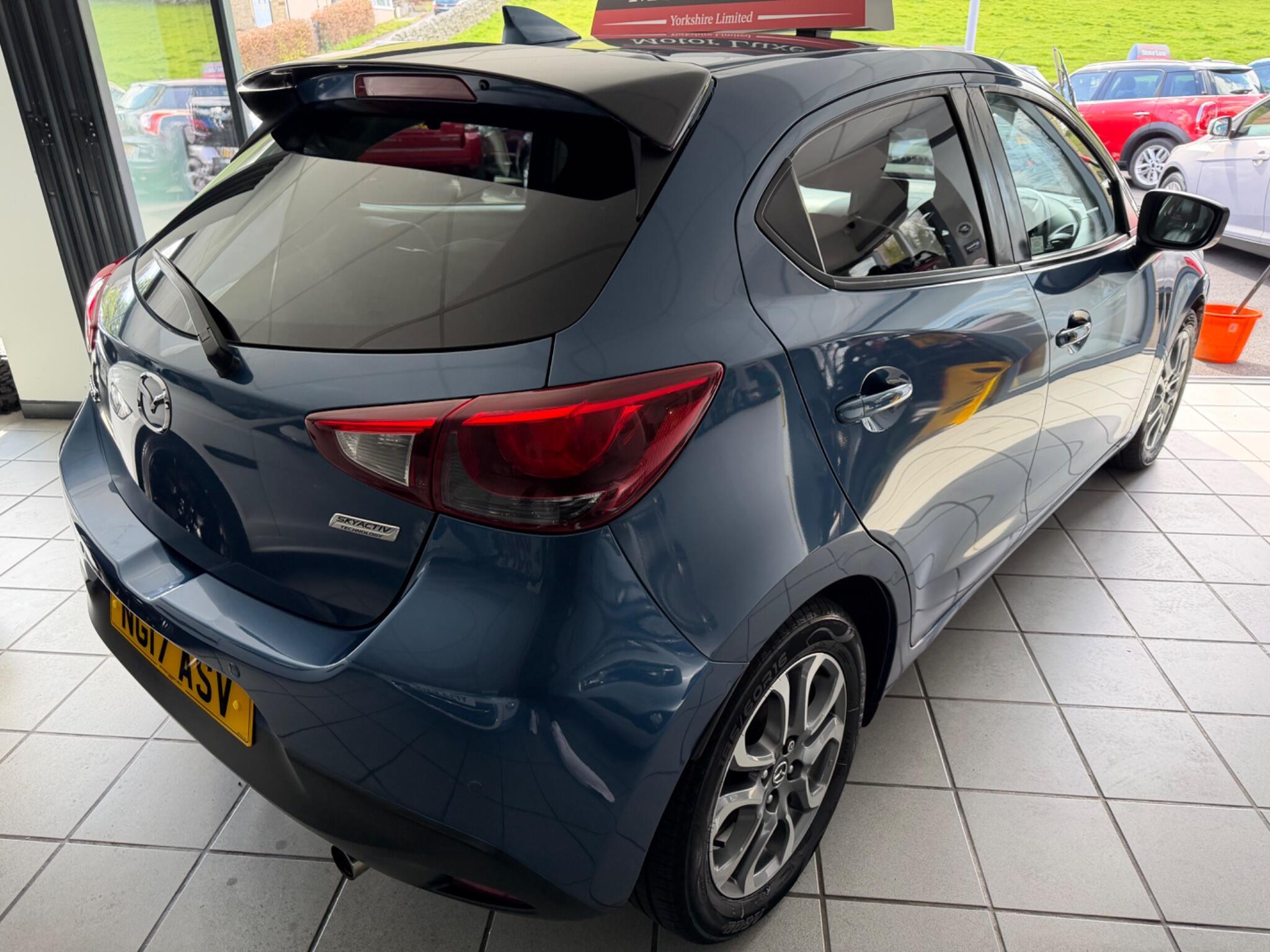 Mazda MAZDA2 - Image 30
