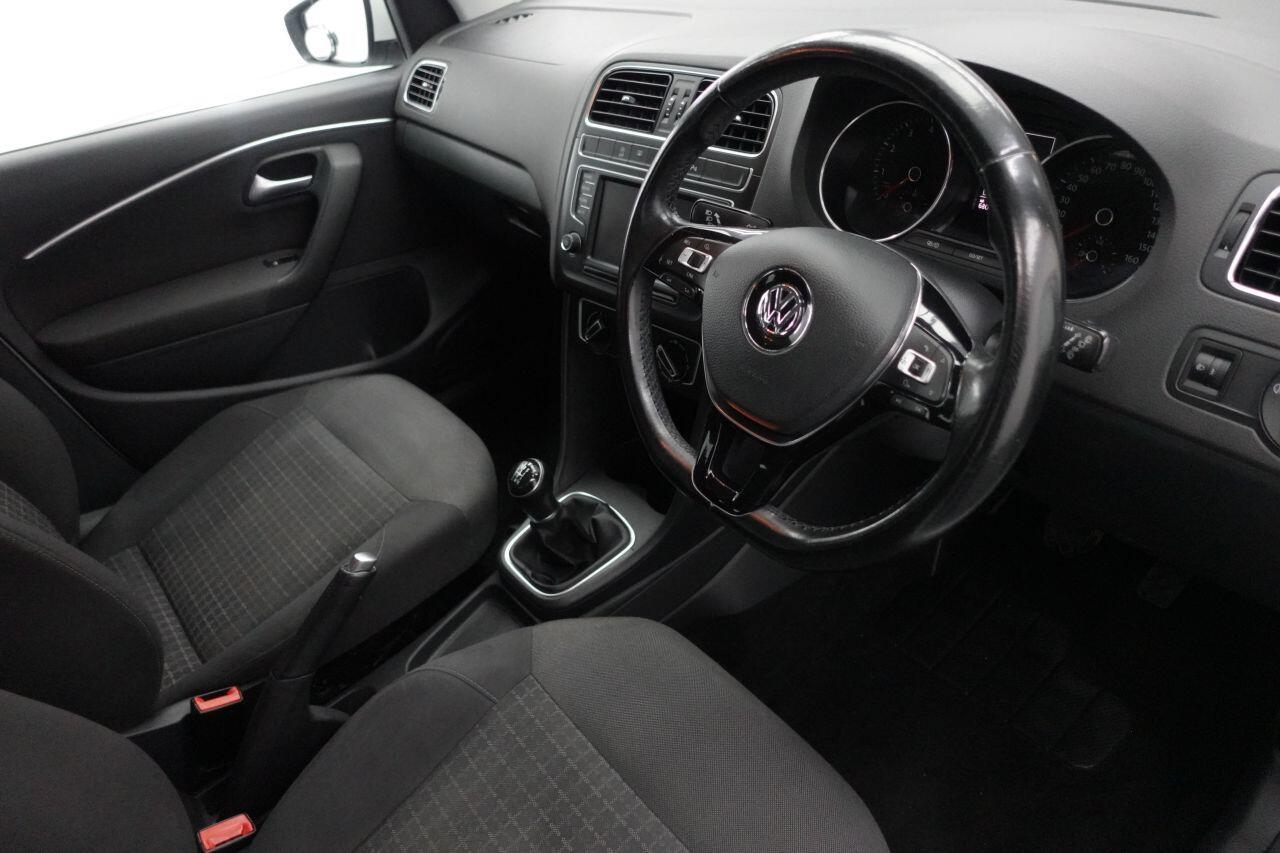 Volkswagen Polo - Image 15