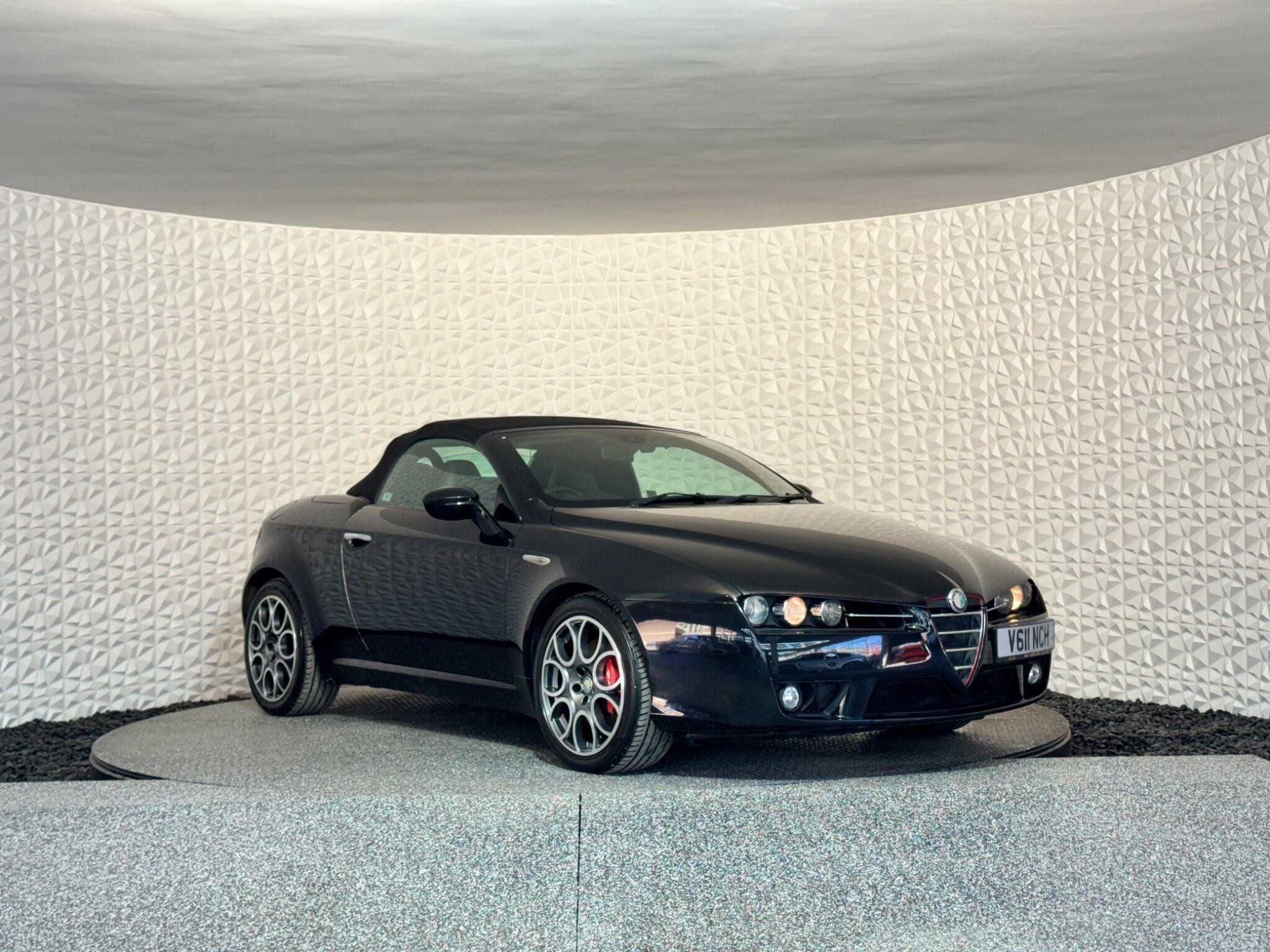 Alfa Romeo Spider - Image 6