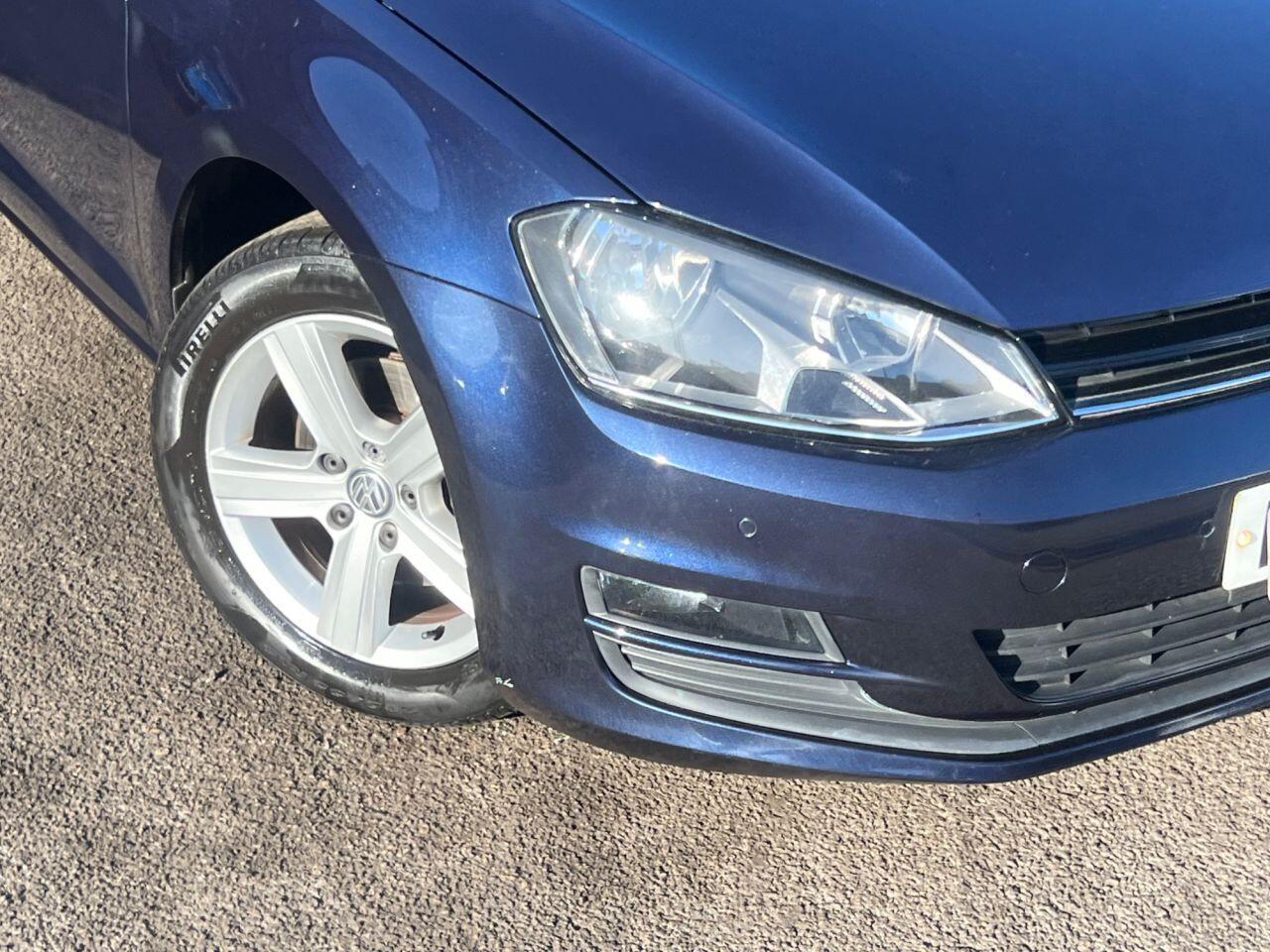 Volkswagen Golf - Image 8