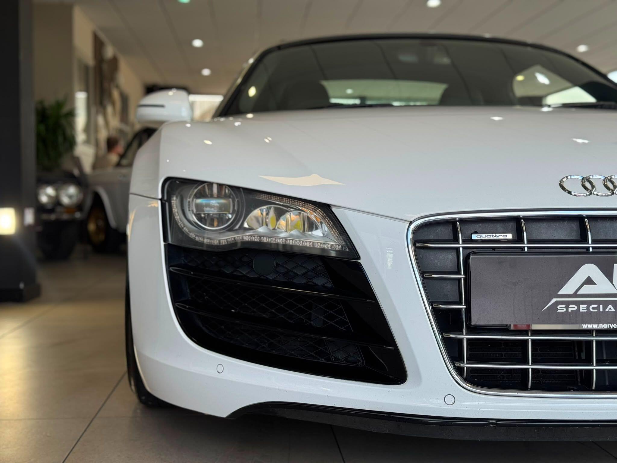 Audi R8 - Image 11