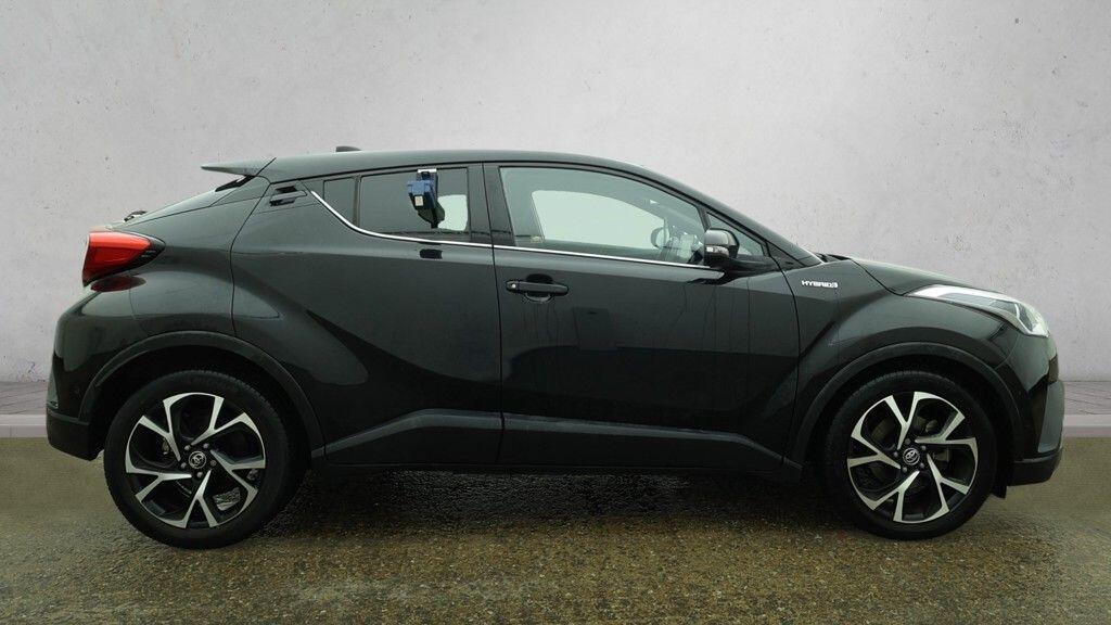 Toyota C-Hr - Image 13