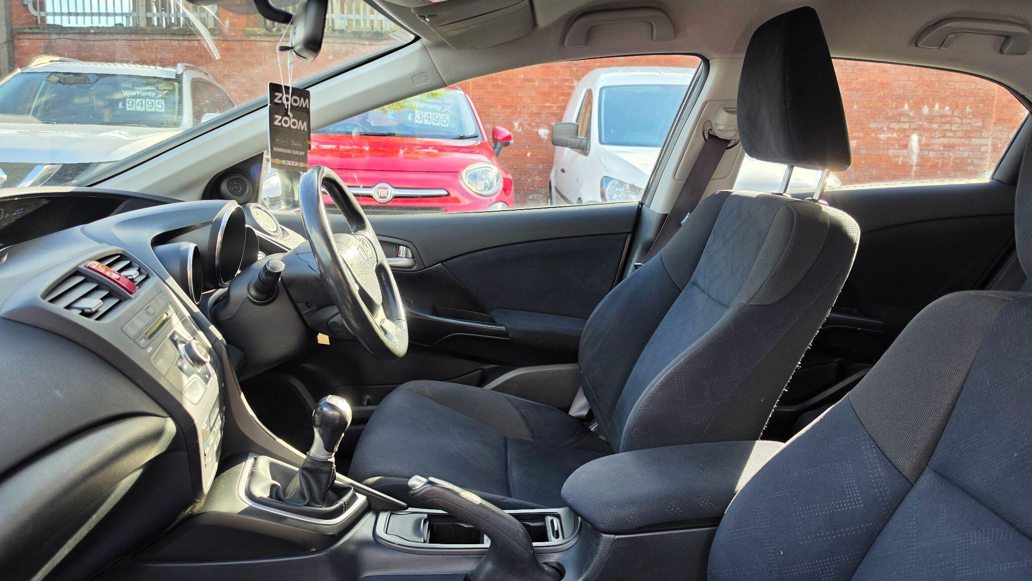 Honda Civic - Image 14