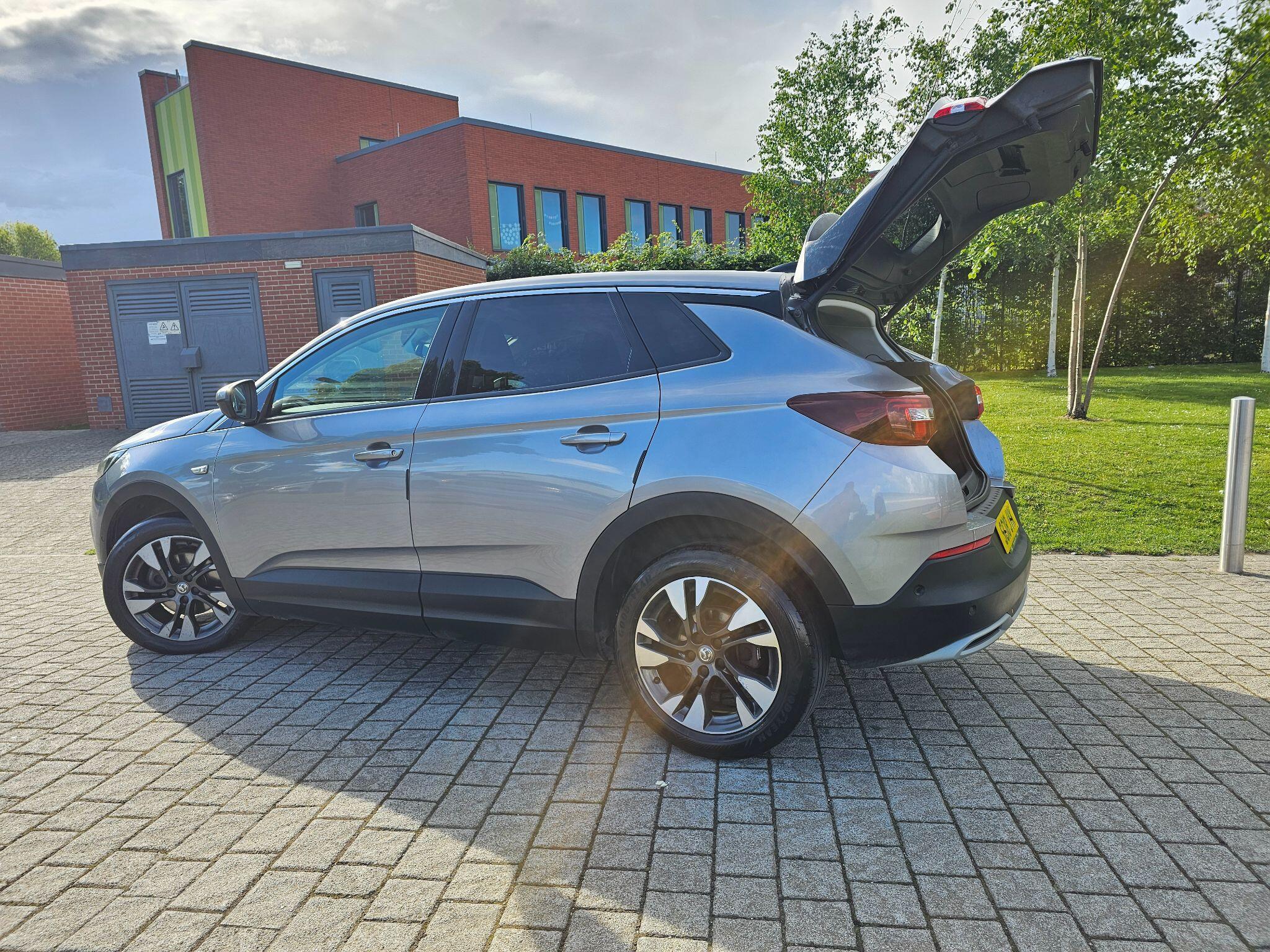 Vauxhall Grandland X - Image 33