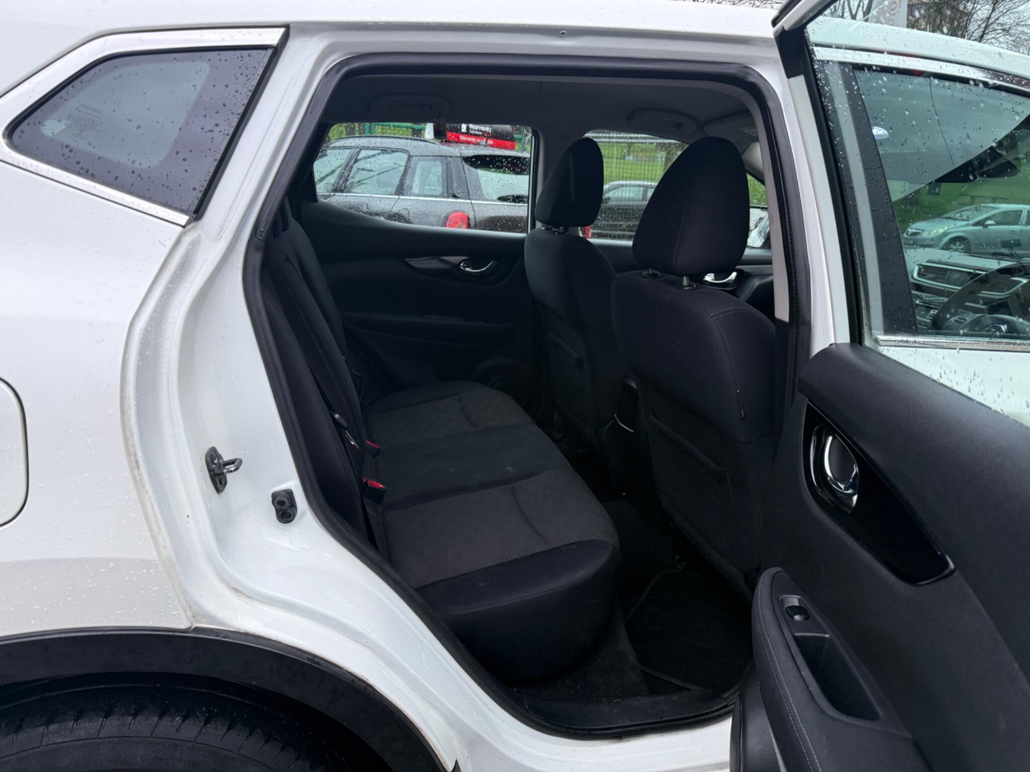 Nissan Qashqai - Image 19