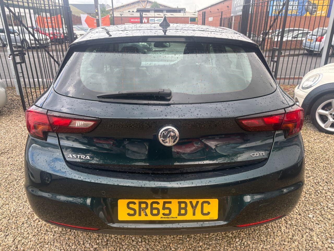 Vauxhall Astra - Image 5