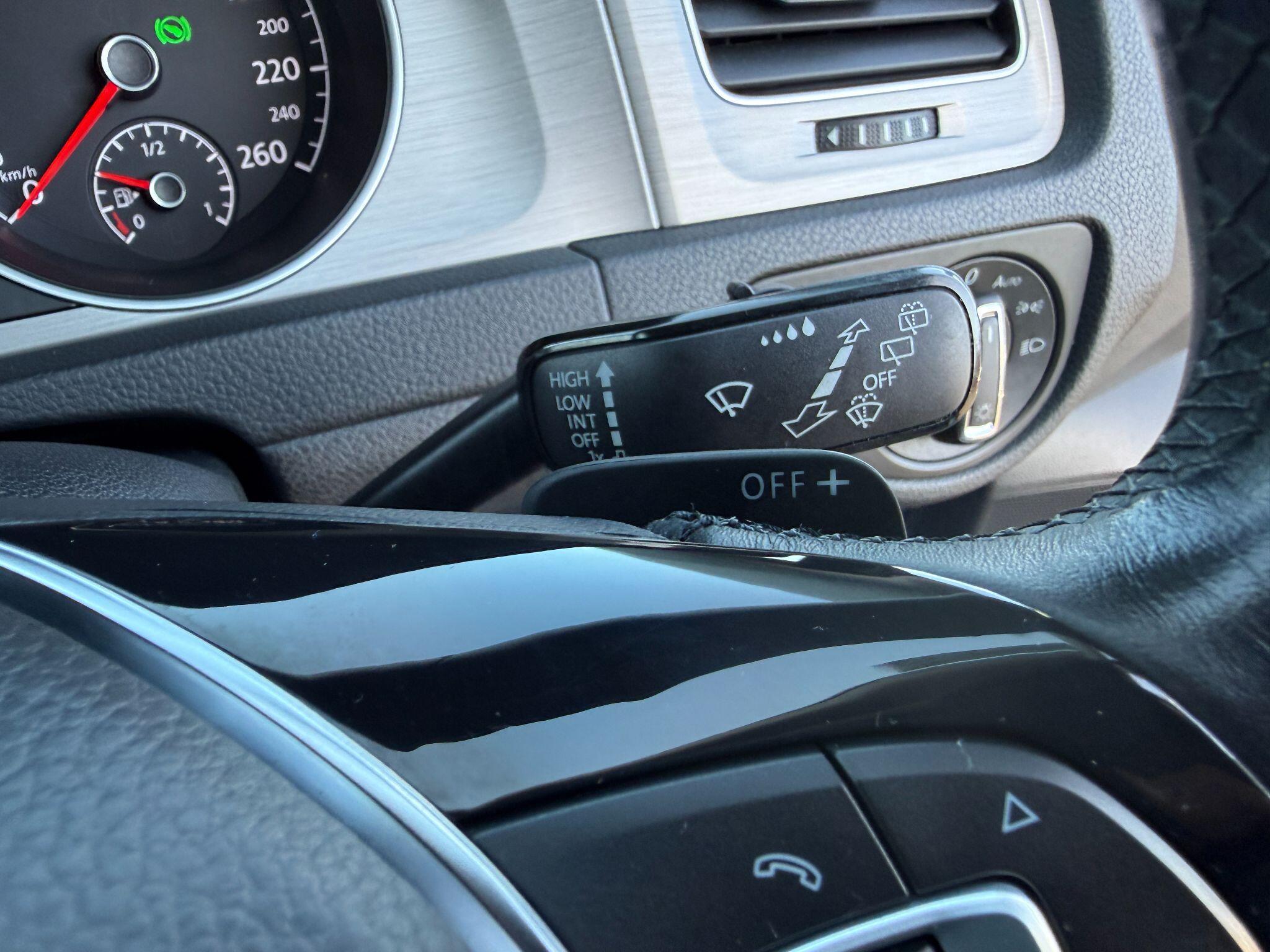 Volkswagen Golf - Image 51