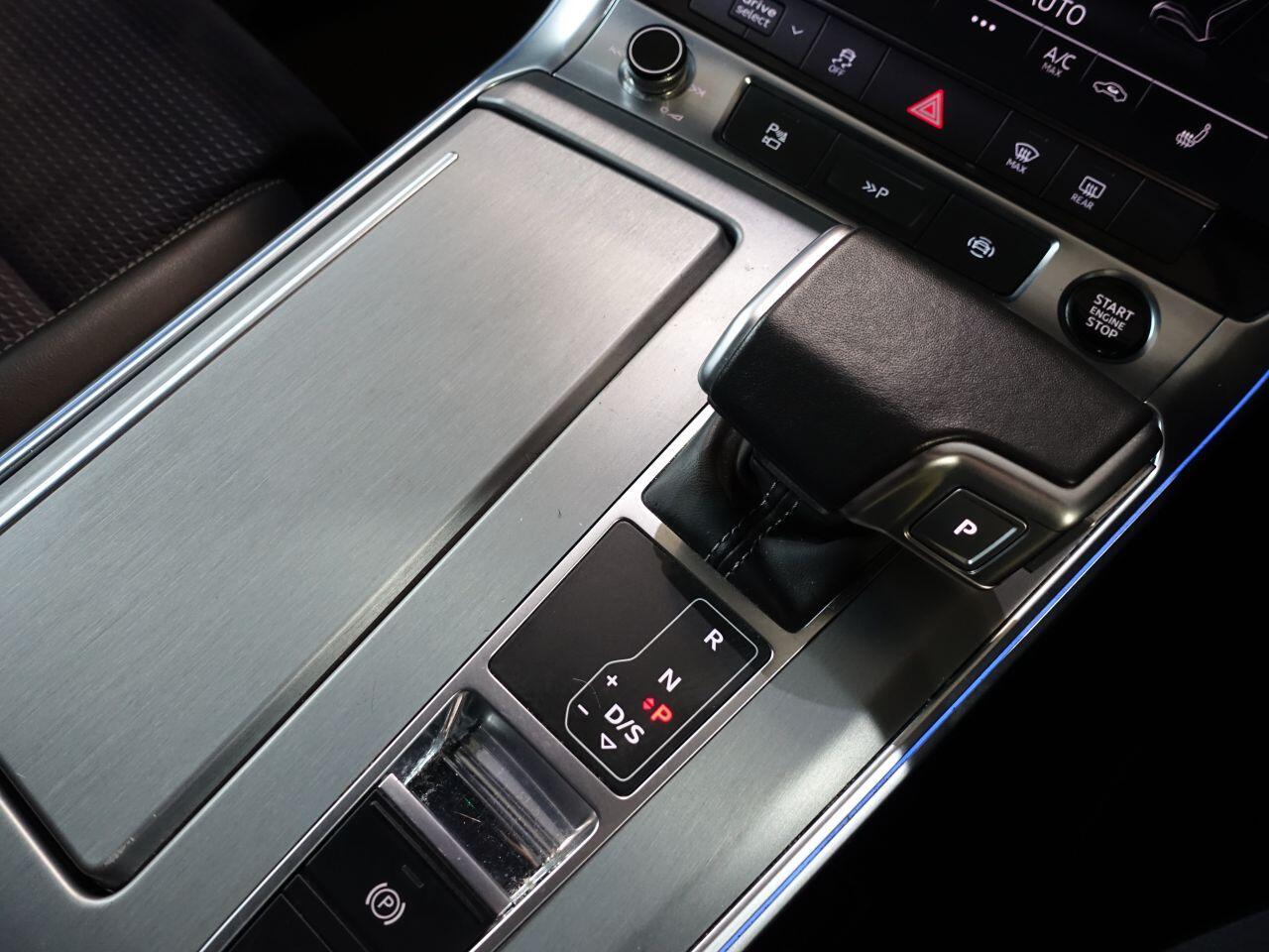 Audi A6 Saloon - Image 26