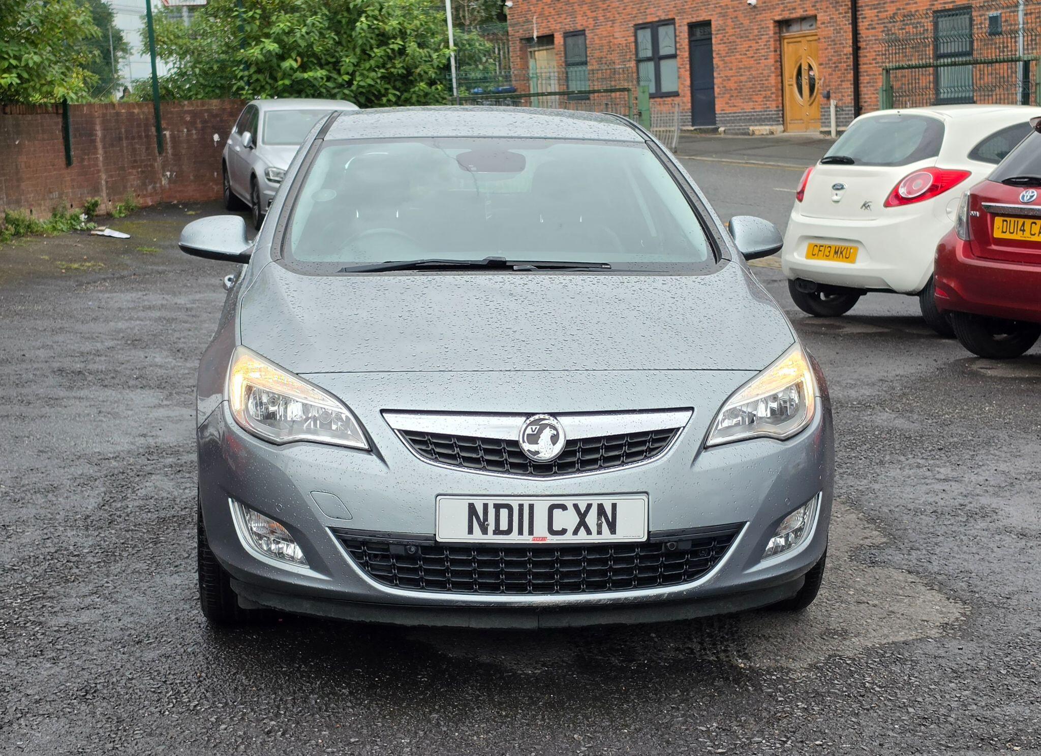 Vauxhall Astra - Image 2