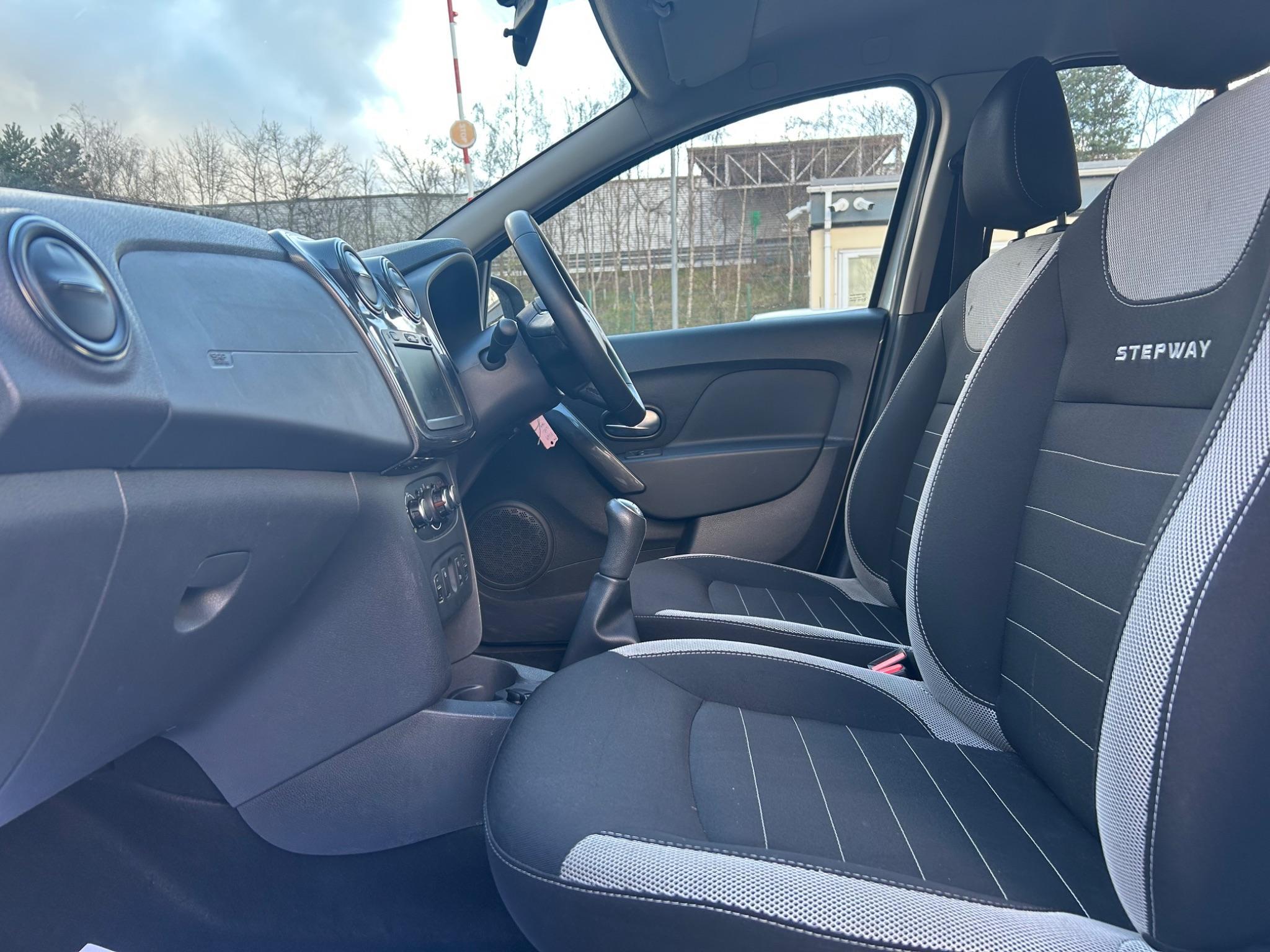Dacia Sandero Stepway - Image 53