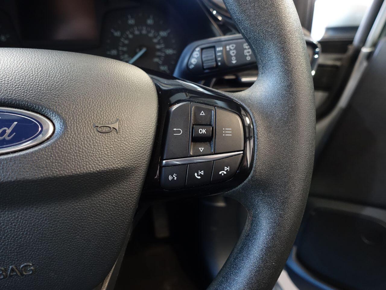 Ford Fiesta - Image 25